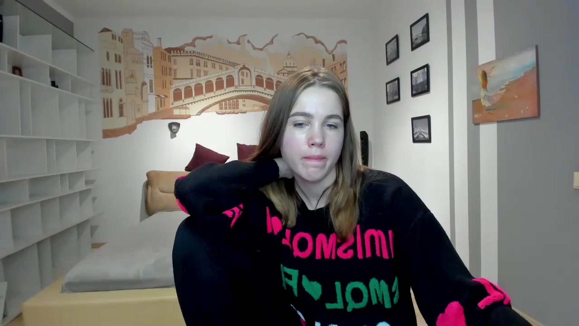 Gallery image thumbnail from Kate_Lewis's myfreecams stream on, 12/03/2023, 10:52 image 9 of 20