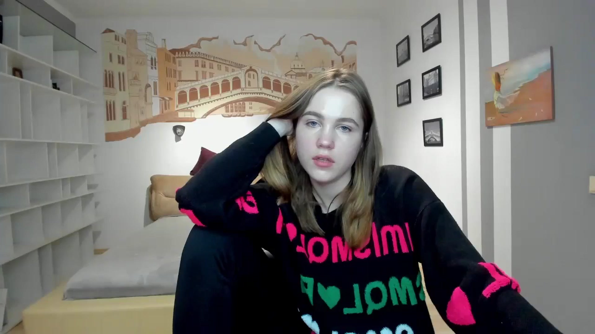 Gallery image thumbnail from Kate_Lewis's myfreecams stream on, 12/03/2023, 10:52 image 15 of 20