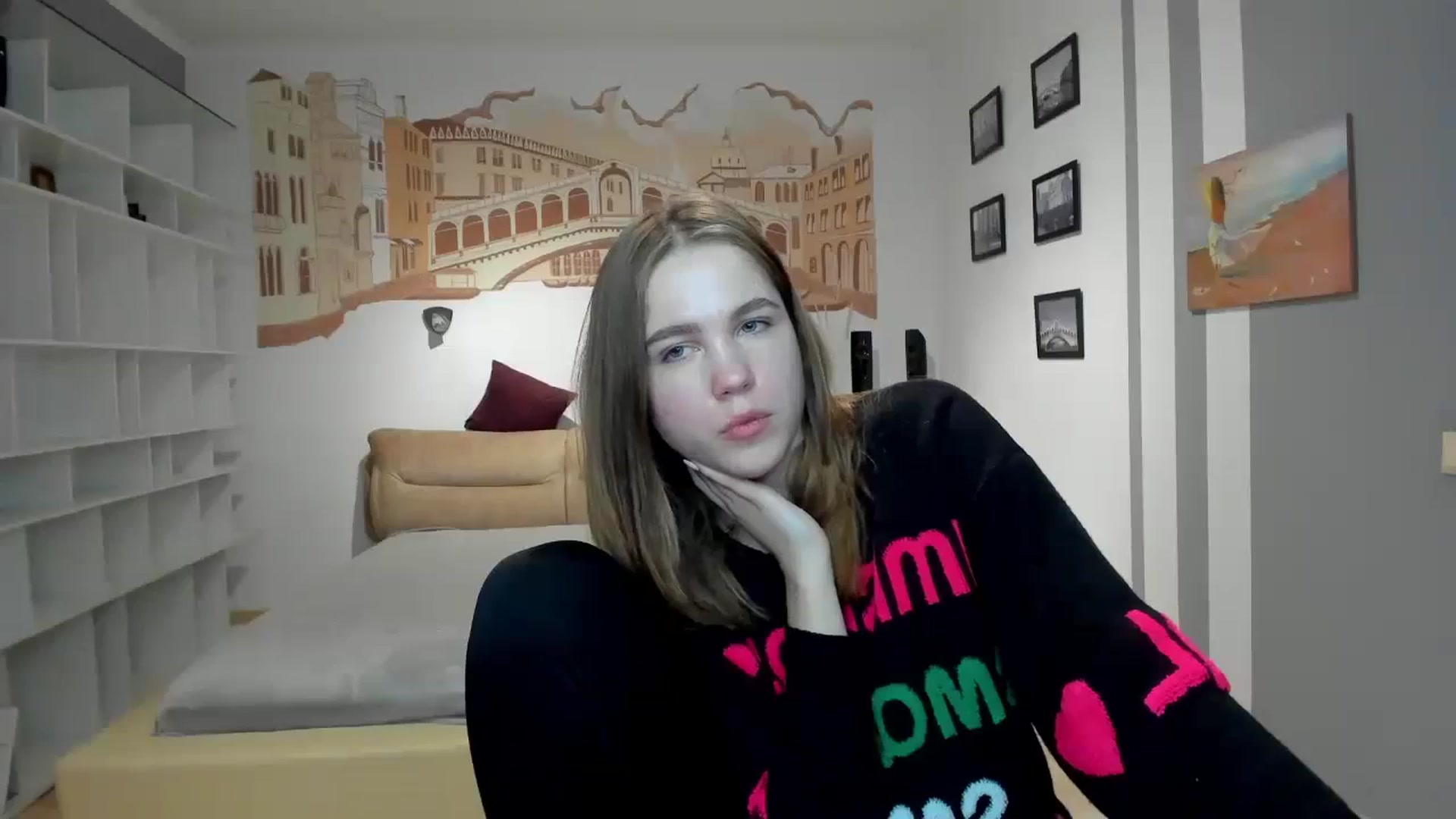 Gallery image thumbnail from Kate_Lewis's myfreecams stream on, 12/03/2023, 10:52 image 7 of 20