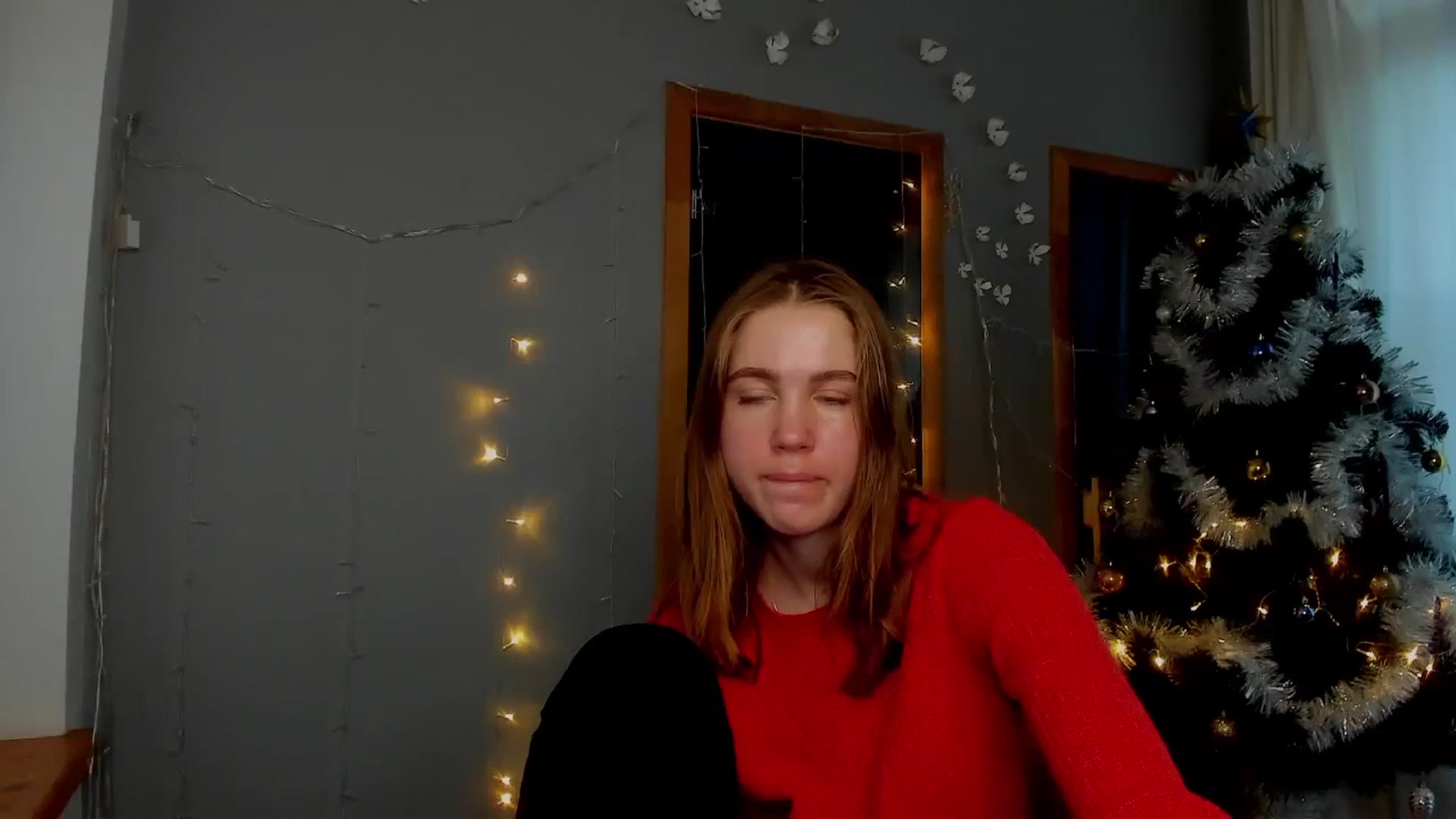 Gallery image thumbnail from Kate_Lewis's myfreecams stream on, 12/05/2023, 08:15 image 7 of 20