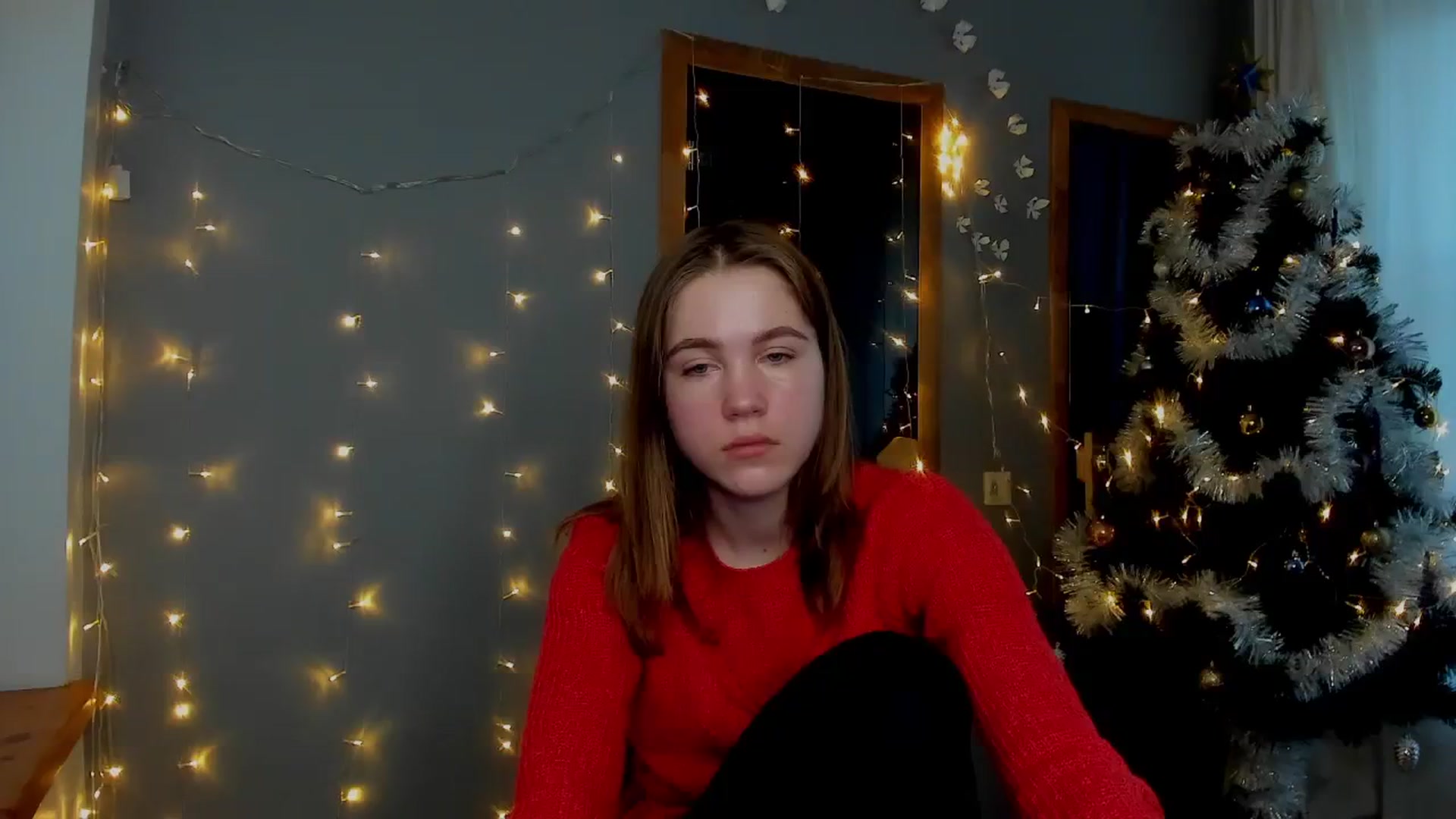 Gallery image thumbnail from Kate_Lewis's myfreecams stream on, 12/05/2023, 08:55 image 8 of 20