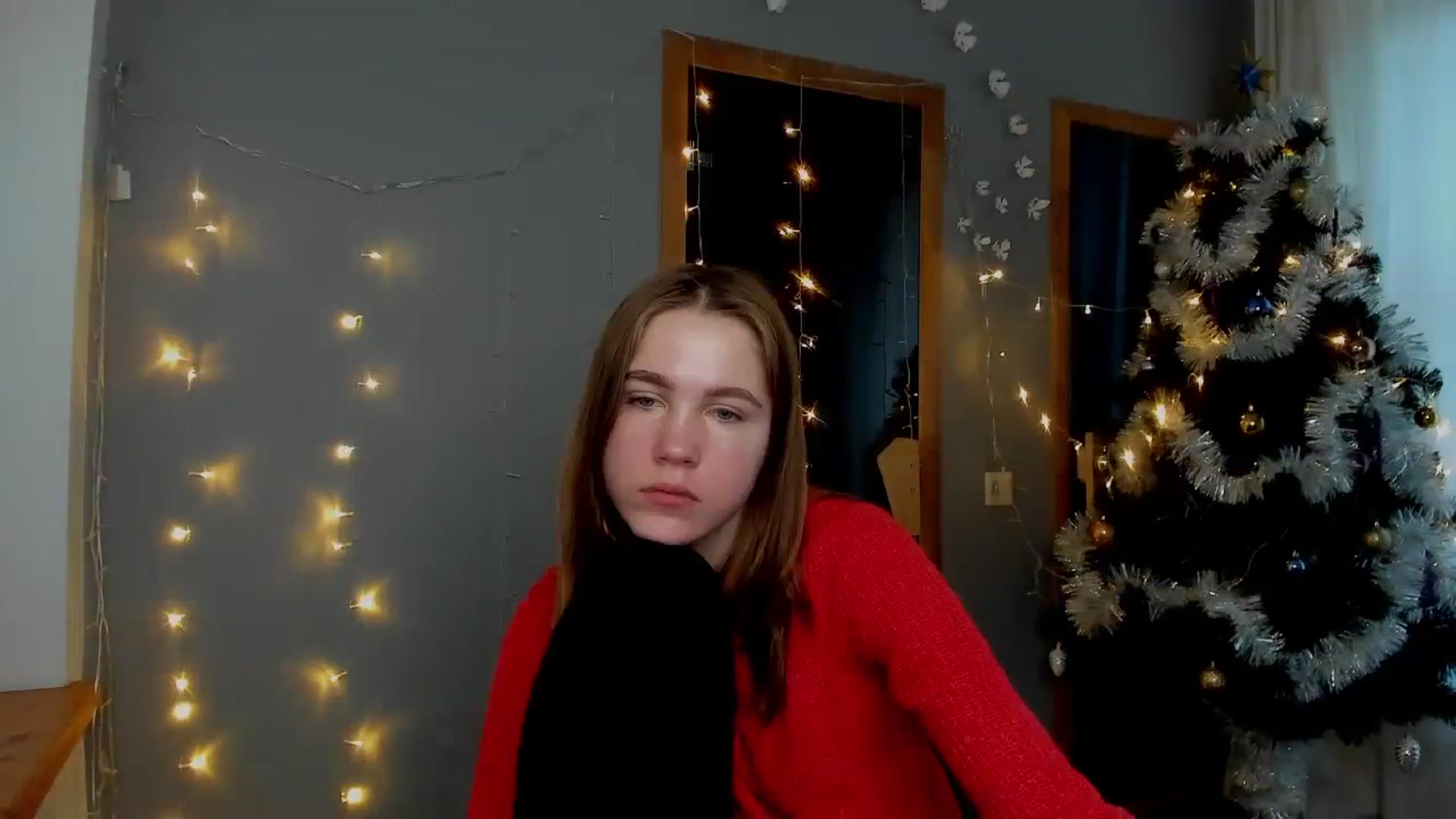 Gallery image thumbnail from Kate_Lewis's myfreecams stream on, 12/05/2023, 08:55 image 16 of 20