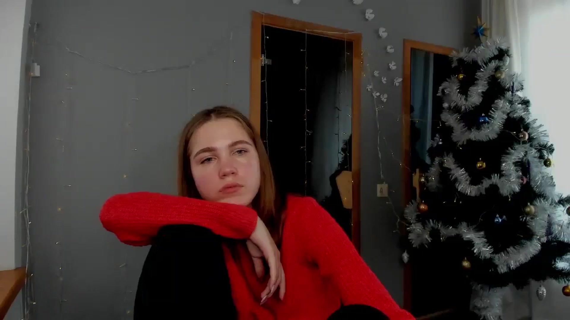 Gallery image thumbnail from Kate_Lewis's myfreecams stream on, 12/05/2023, 10:53 image 6 of 20