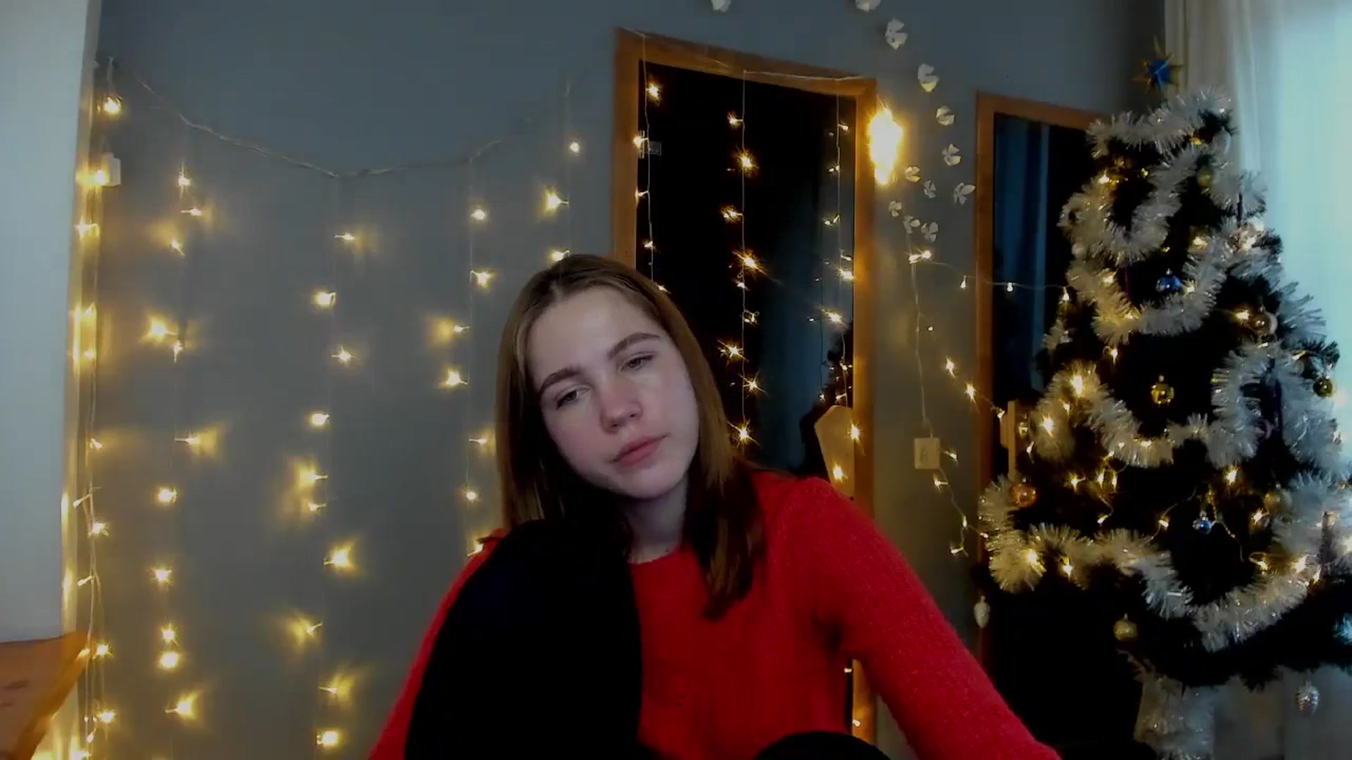 Gallery image thumbnail from Kate_Lewis's myfreecams stream on, 12/05/2023, 10:53 image 3 of 20