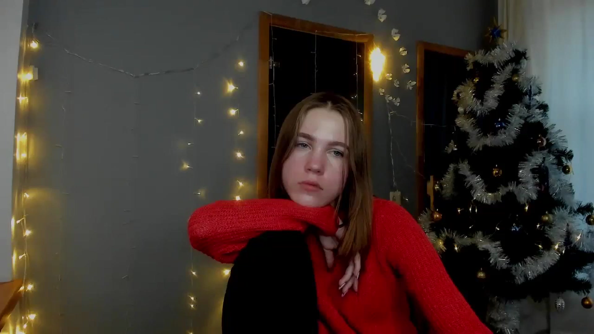 Gallery image thumbnail from Kate_Lewis's myfreecams stream on, 12/05/2023, 12:02 image 15 of 20