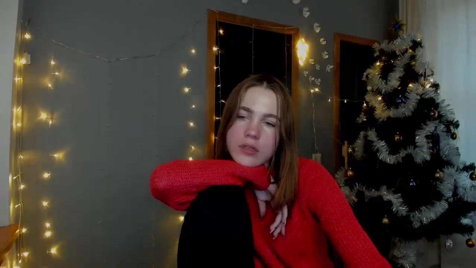 Gallery image thumbnail from Kate_Lewis's myfreecams stream on, 12/05/2023, 12:02 image 16 of 20