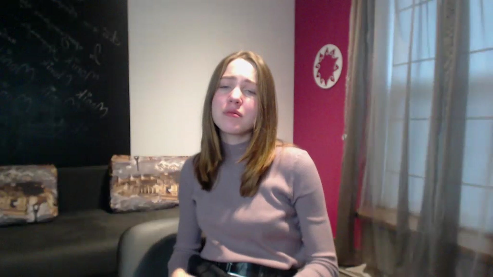 Gallery image thumbnail from Kate_Lewis's myfreecams stream on, 12/07/2023, 12:07 image 18 of 20