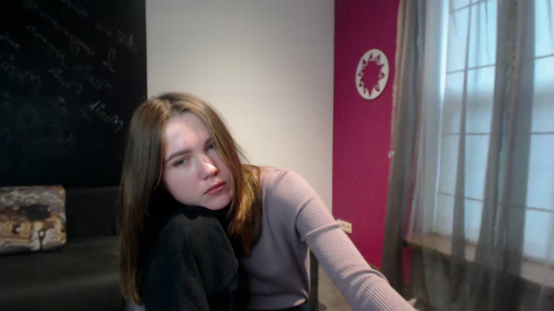 Gallery image thumbnail from Kate_Lewis's myfreecams stream on, 12/07/2023, 12:07 image 1 of 20