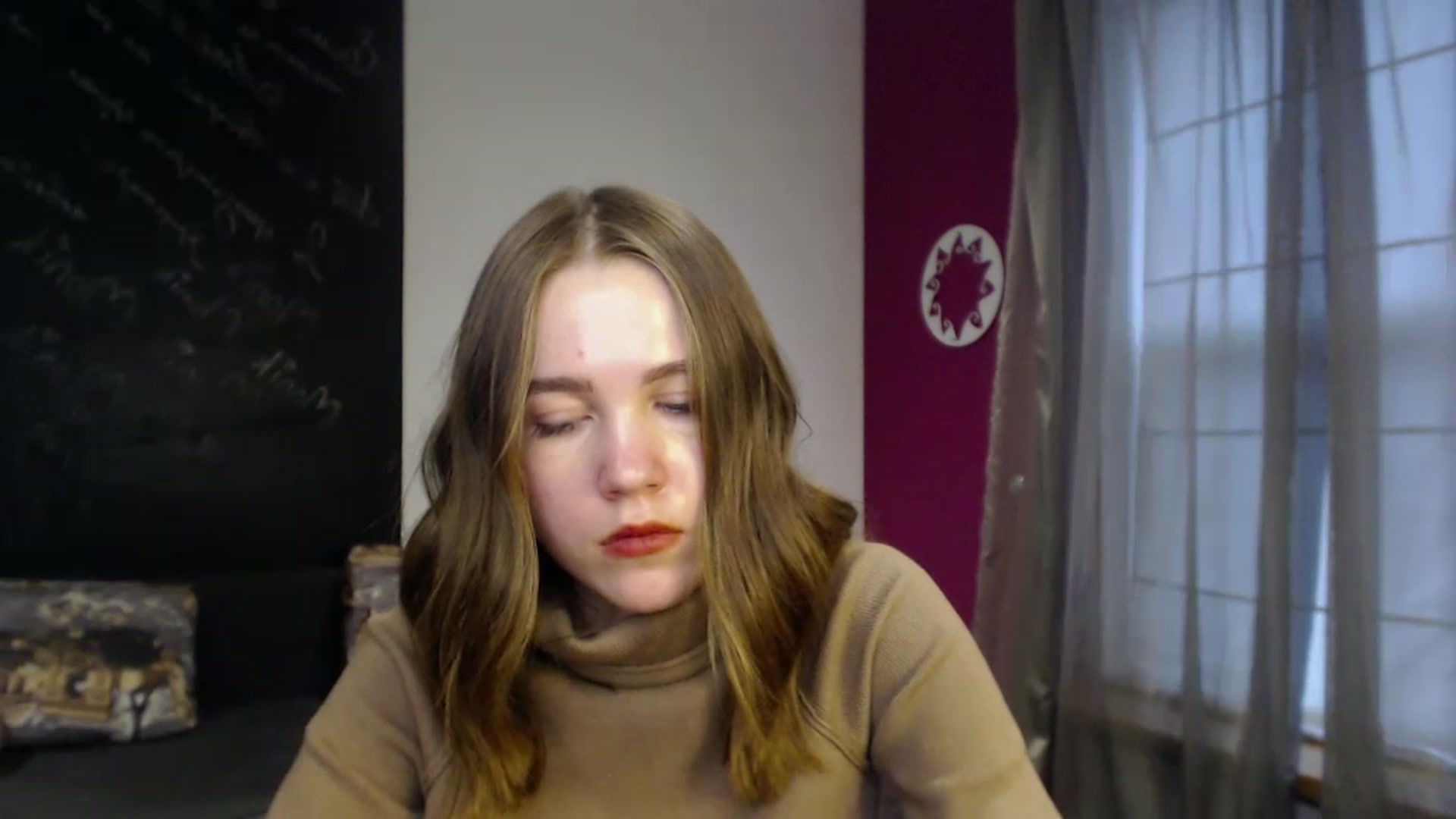 Gallery image thumbnail from Kate_Lewis's myfreecams stream on, 12/10/2023, 10:47 image 14 of 20