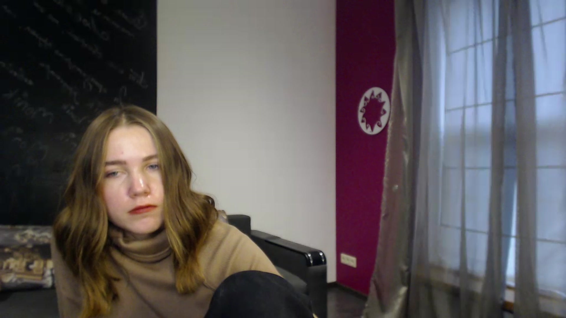 Gallery image thumbnail from Kate_Lewis's myfreecams stream on, 12/10/2023, 10:47 image 11 of 20