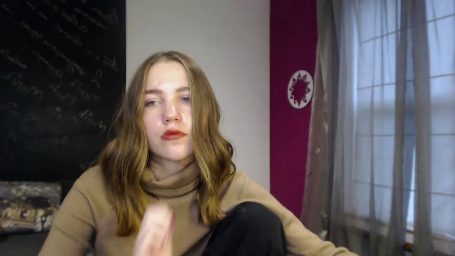 Gallery image thumbnail from Kate_Lewis's myfreecams stream on, 12/10/2023, 10:47 image 8 of 20