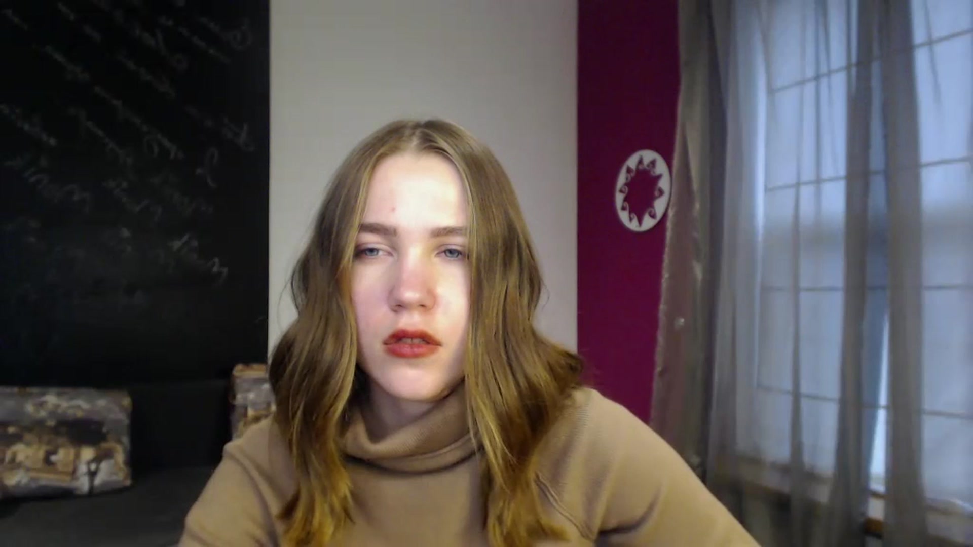 Gallery image thumbnail from Kate_Lewis's myfreecams stream on, 12/10/2023, 10:47 image 16 of 20