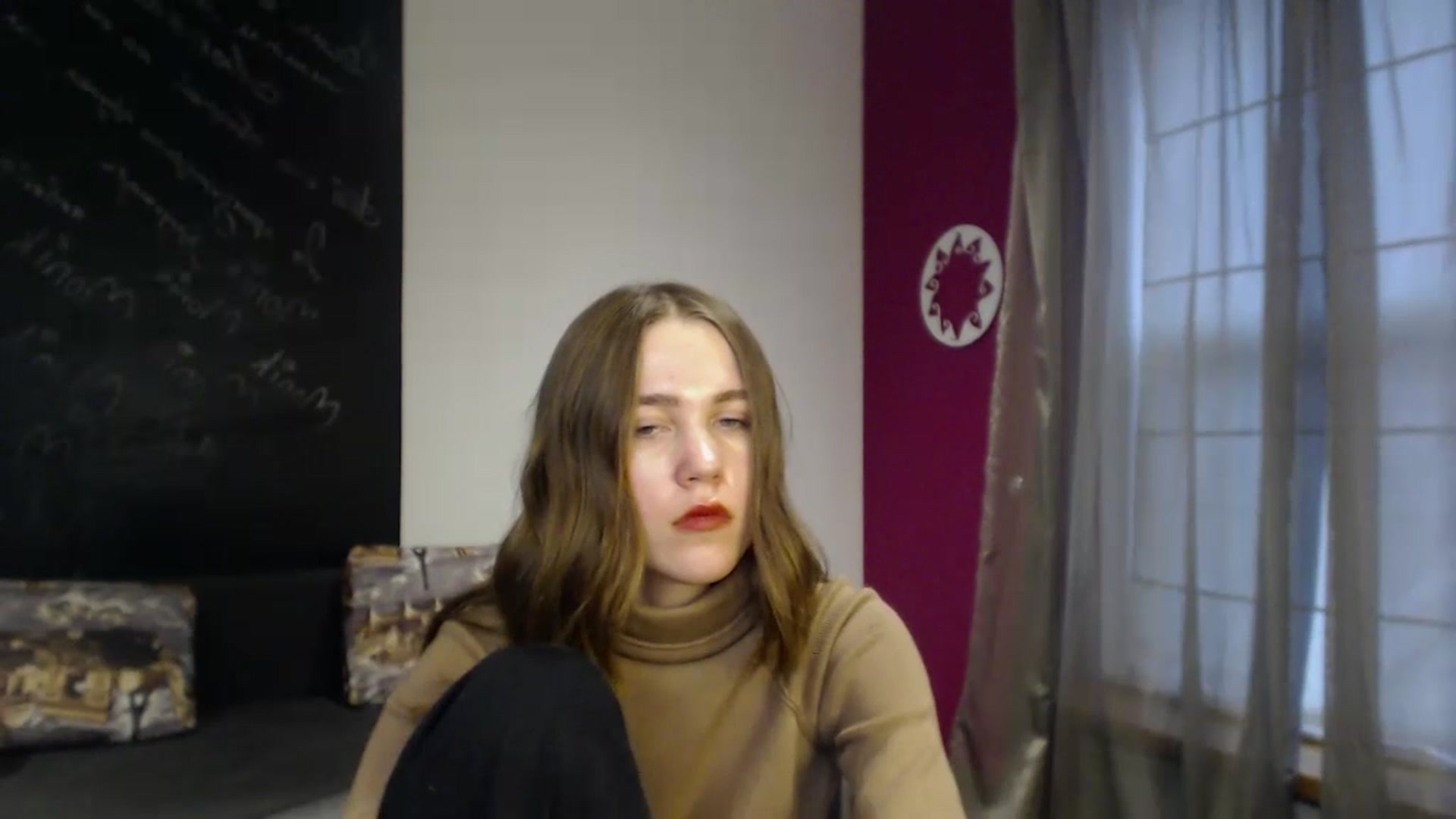 Gallery image thumbnail from Kate_Lewis's myfreecams stream on, 12/10/2023, 11:43 image 14 of 20