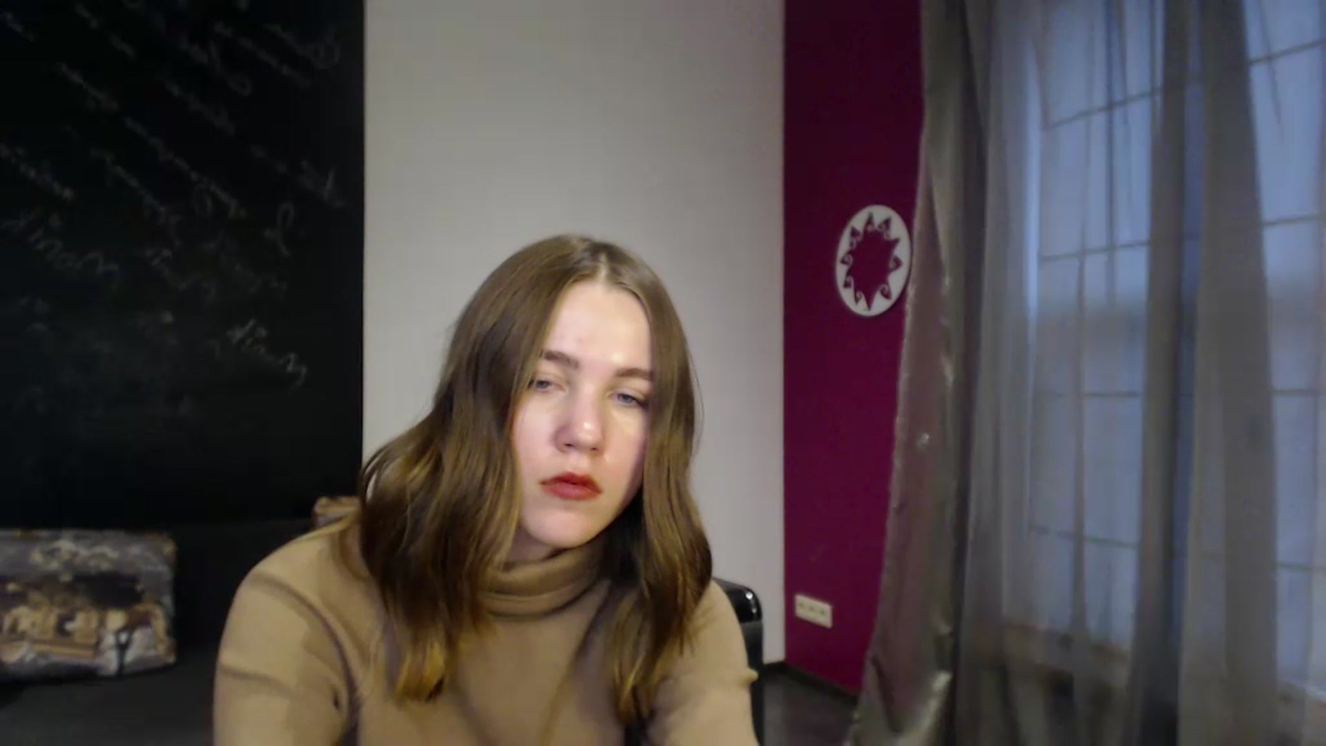 Gallery image thumbnail from Kate_Lewis's myfreecams stream on, 12/10/2023, 12:03 image 17 of 20