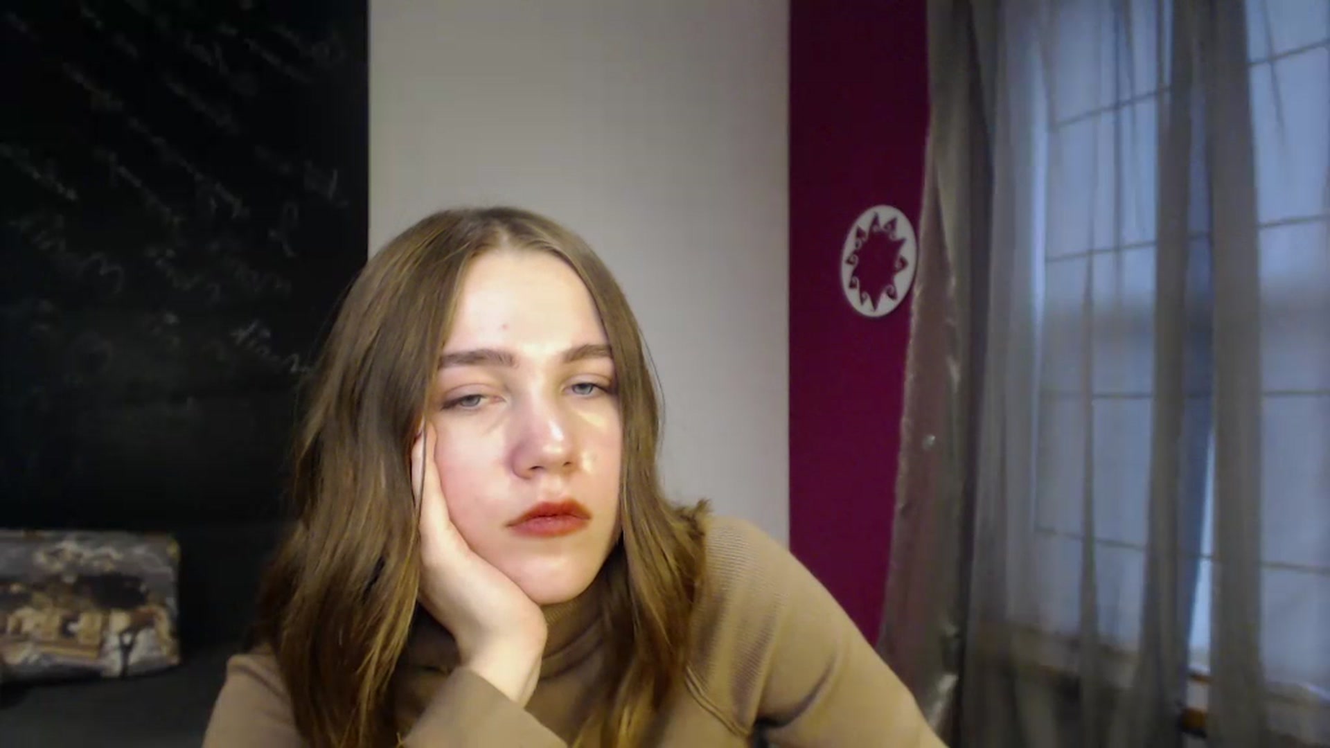 Gallery image thumbnail from Kate_Lewis's myfreecams stream on, 12/10/2023, 12:03 image 5 of 20