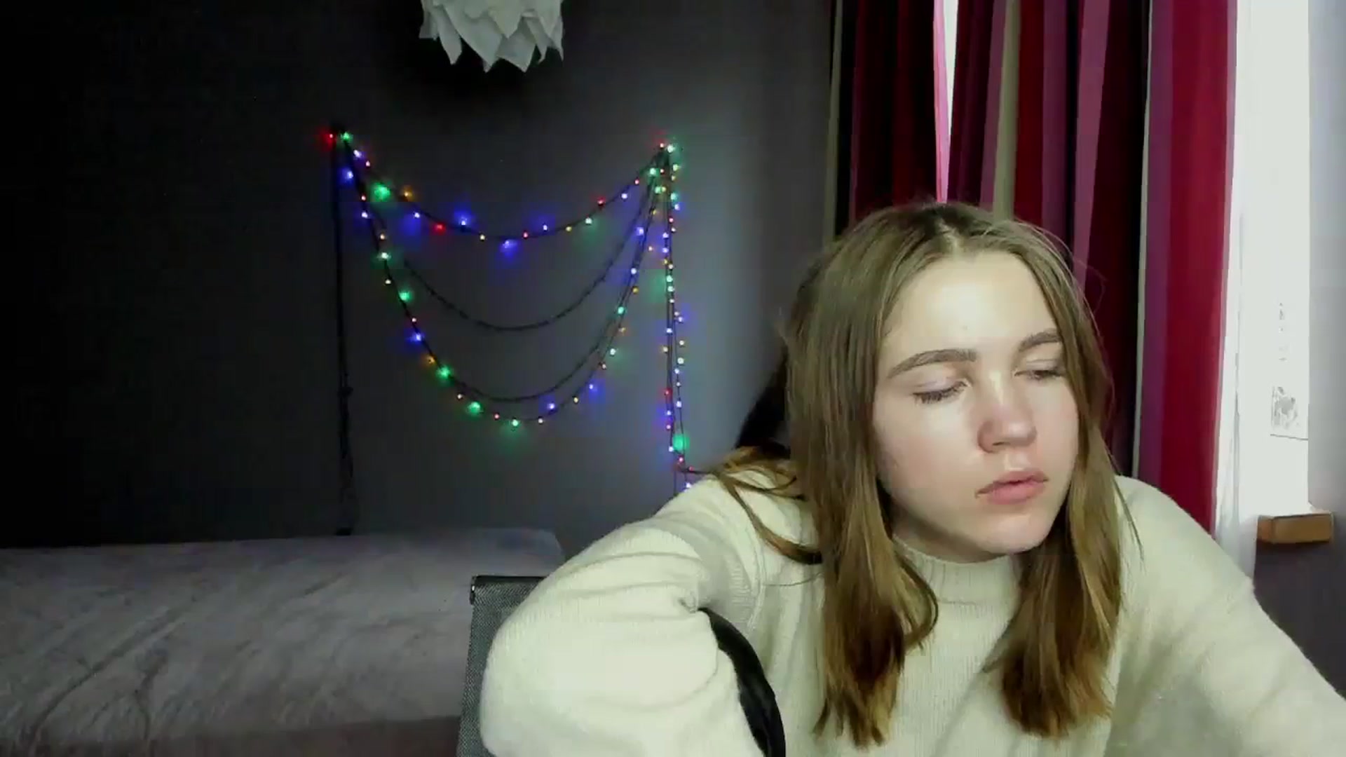 Gallery image thumbnail from Kate_Lewis's myfreecams stream on, 12/11/2023, 10:58 image 15 of 20