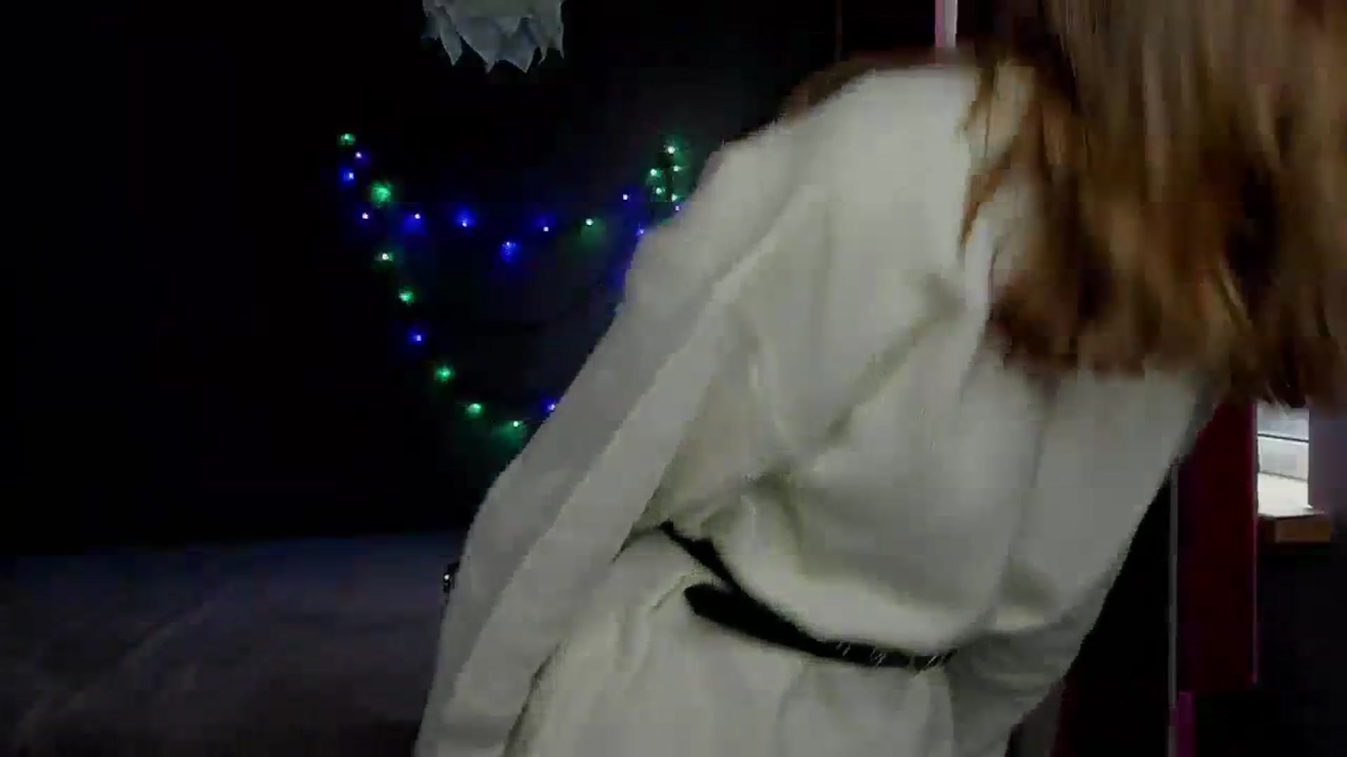 Gallery image thumbnail from Kate_Lewis's myfreecams stream on, 12/11/2023, 12:01 image 2 of 20