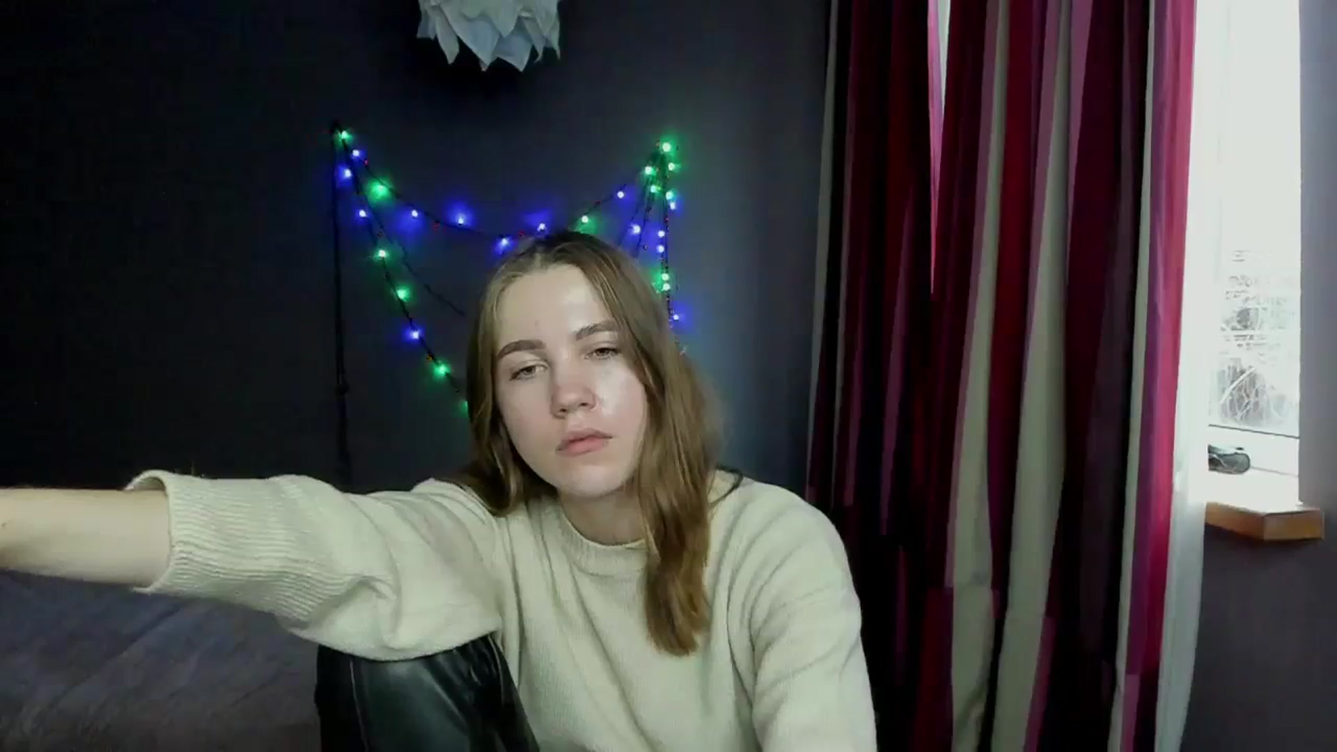 Gallery image thumbnail from Kate_Lewis's myfreecams stream on, 12/11/2023, 12:01 image 13 of 20