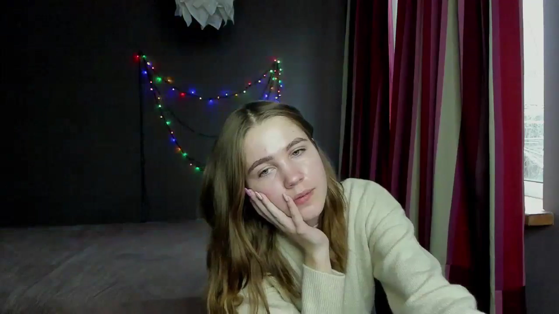 Gallery image thumbnail from Kate_Lewis's myfreecams stream on, 12/11/2023, 12:01 image 17 of 20