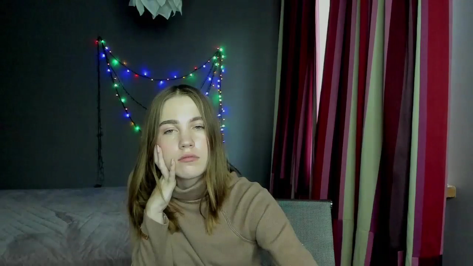 Gallery image thumbnail from Kate_Lewis's myfreecams stream on, 12/12/2023, 11:34 image 16 of 20
