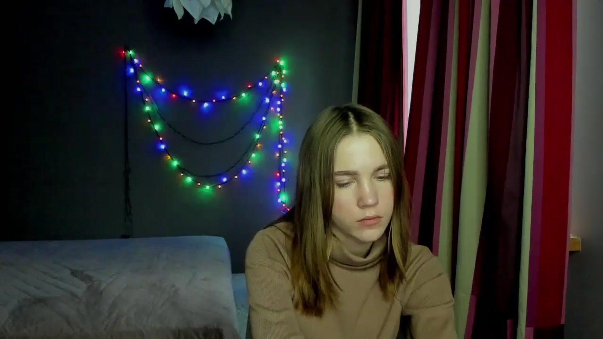Gallery image thumbnail from Kate_Lewis's myfreecams stream on, 12/12/2023, 11:34 image 18 of 20