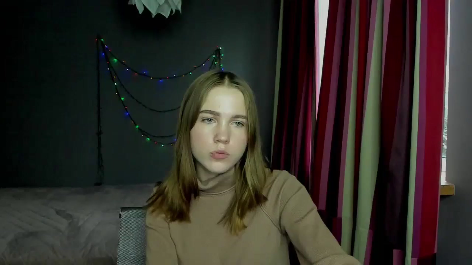 Gallery image thumbnail from Kate_Lewis's myfreecams stream on, 12/12/2023, 13:03 image 1 of 20