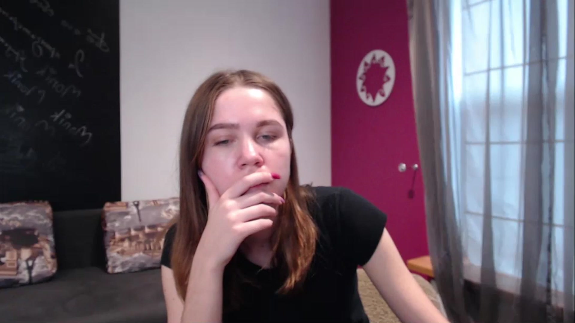Gallery image thumbnail from Kate_Lewis's myfreecams stream on, 12/22/2023, 10:37 image 20 of 20