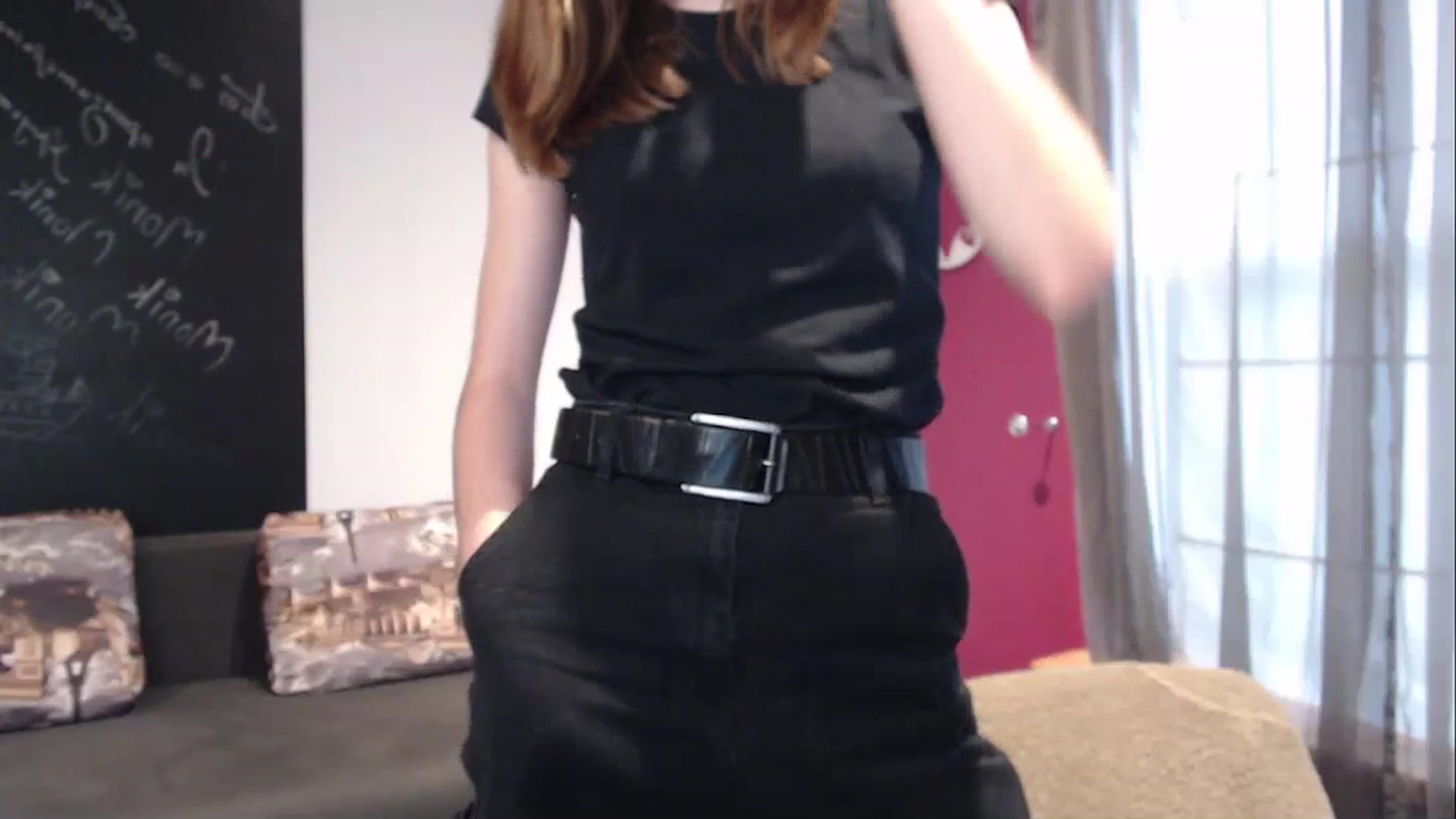 Gallery image thumbnail from Kate_Lewis's myfreecams stream on, 12/22/2023, 10:37 image 14 of 20
