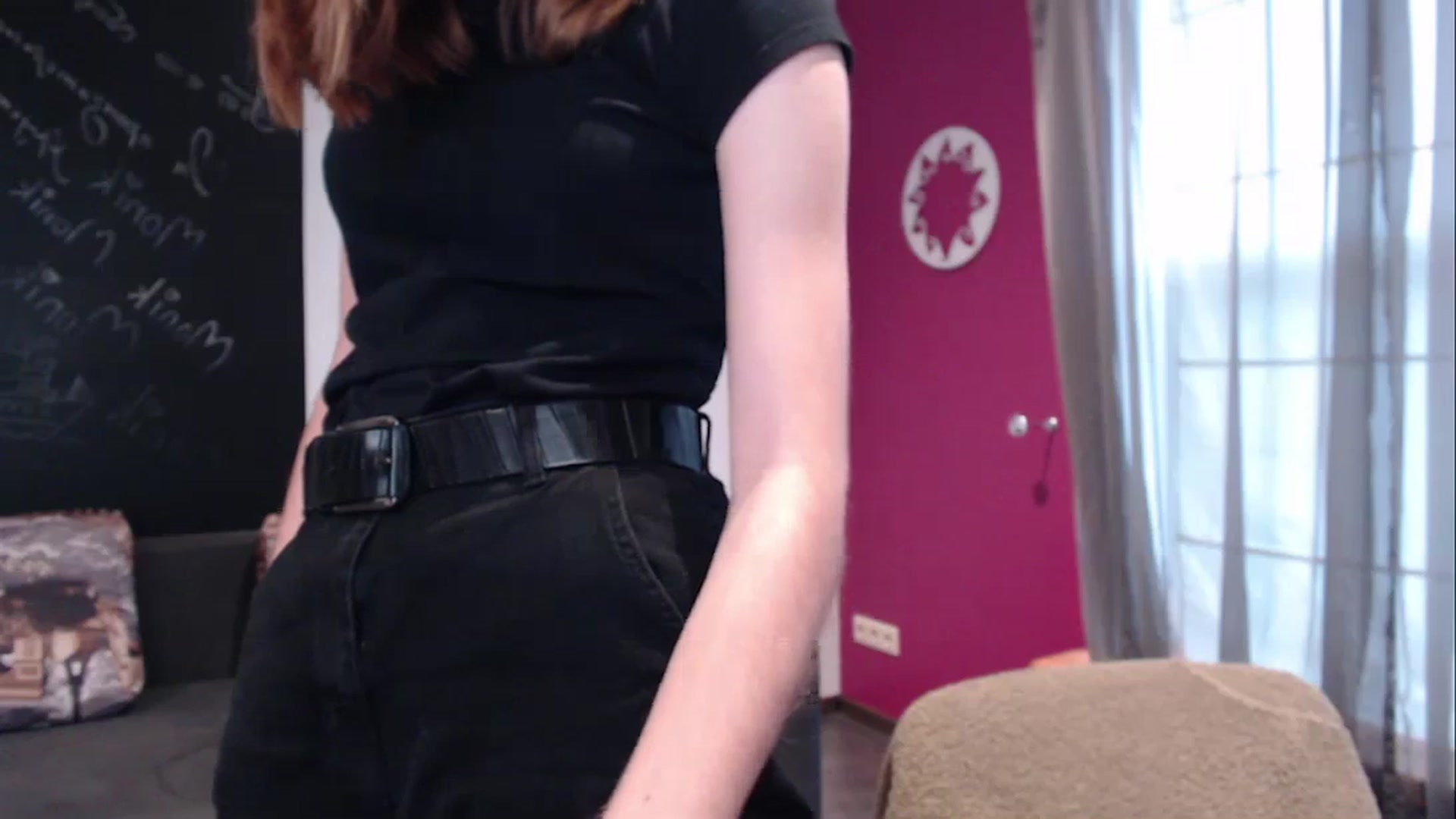 Gallery image thumbnail from Kate_Lewis's myfreecams stream on, 12/22/2023, 10:37 image 13 of 20