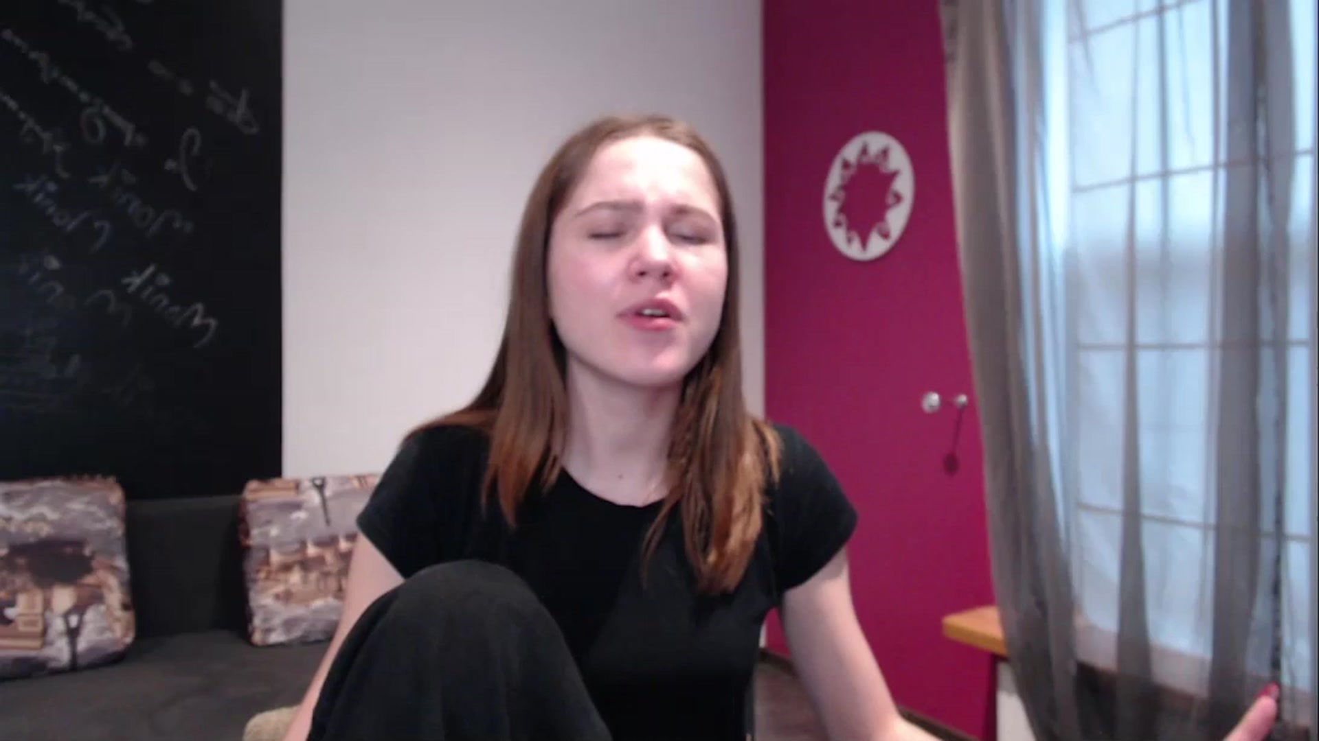 Gallery image thumbnail from Kate_Lewiss's myfreecams stream on, 12/22/2023, 12:02 image 1 of 20