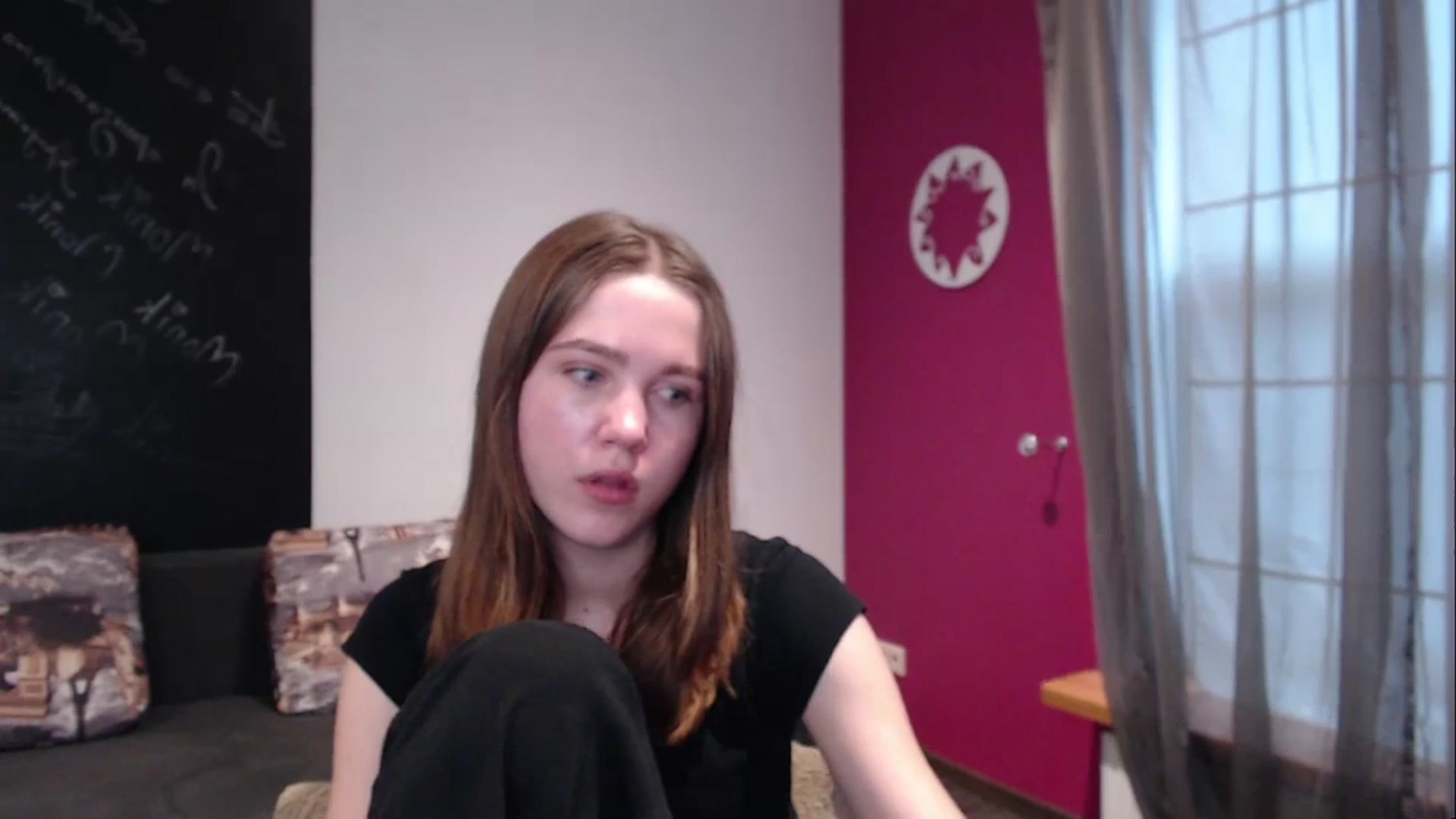 Gallery image thumbnail from Kate_Lewiss's myfreecams stream on, 12/22/2023, 12:02 image 17 of 20