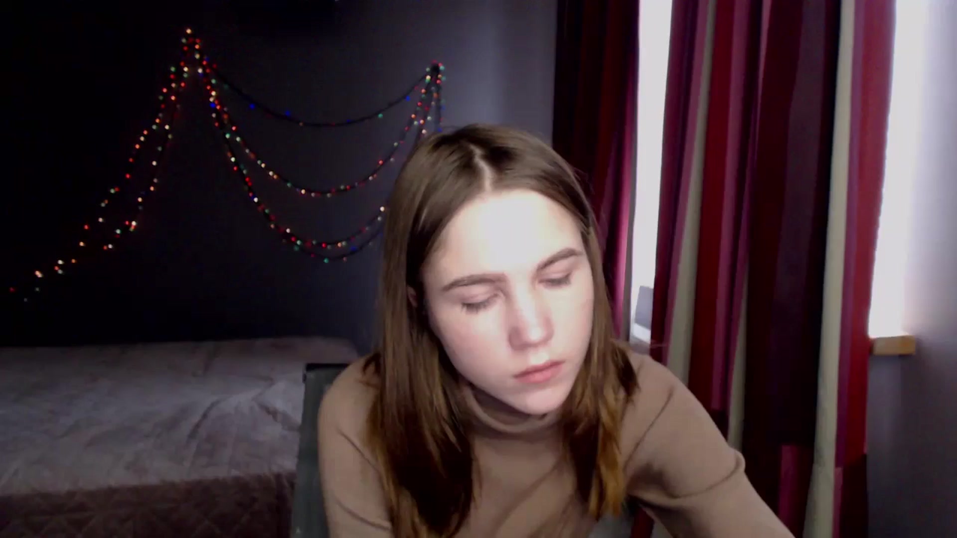 Gallery image thumbnail from Kate_Lewiss's myfreecams stream on, 12/24/2023, 11:49 image 5 of 20