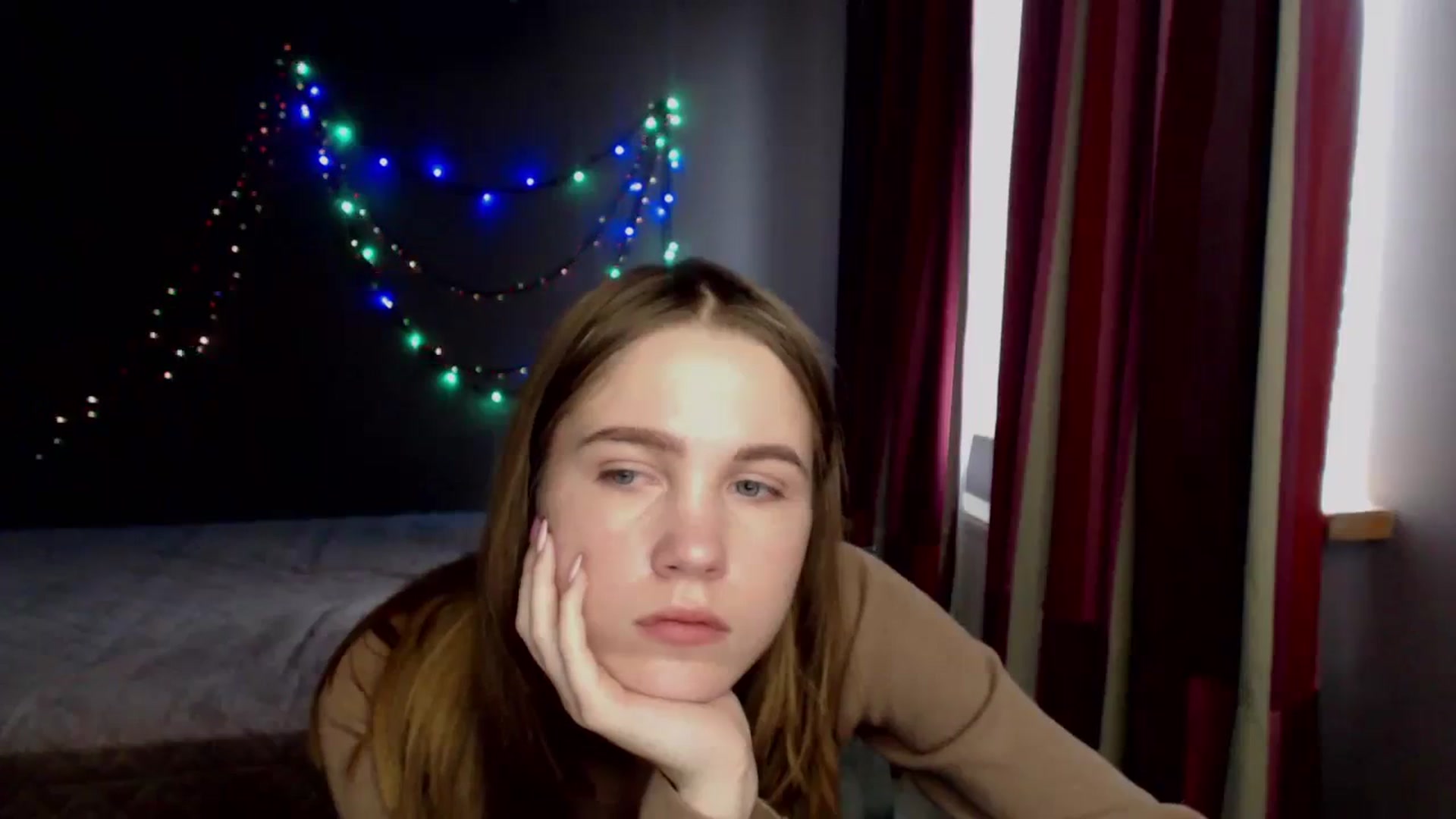 Gallery image thumbnail from Kate_Lewiss's myfreecams stream on, 12/24/2023, 11:49 image 18 of 20