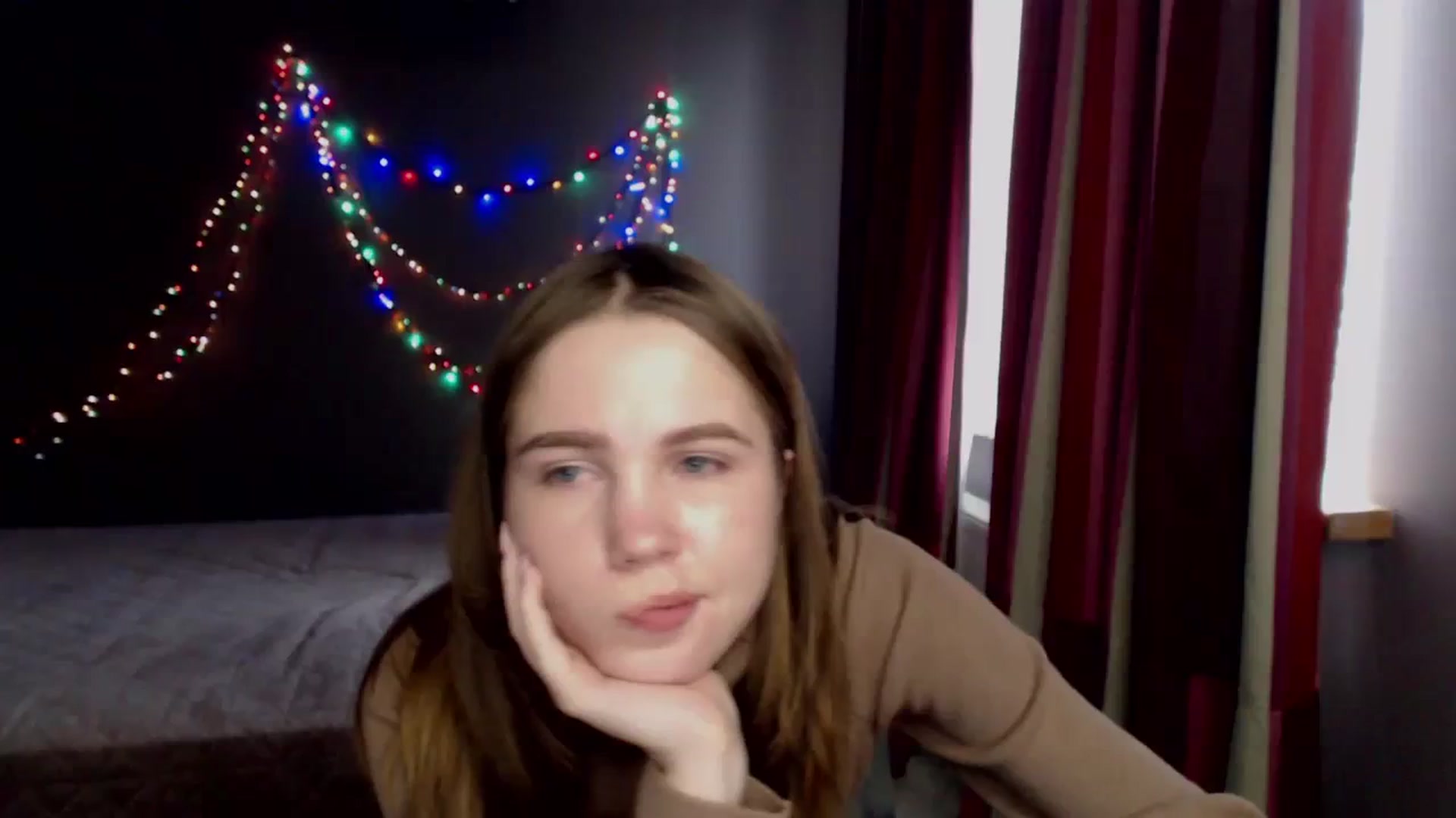 Gallery image thumbnail from Kate_Lewiss's myfreecams stream on, 12/24/2023, 11:49 image 16 of 20