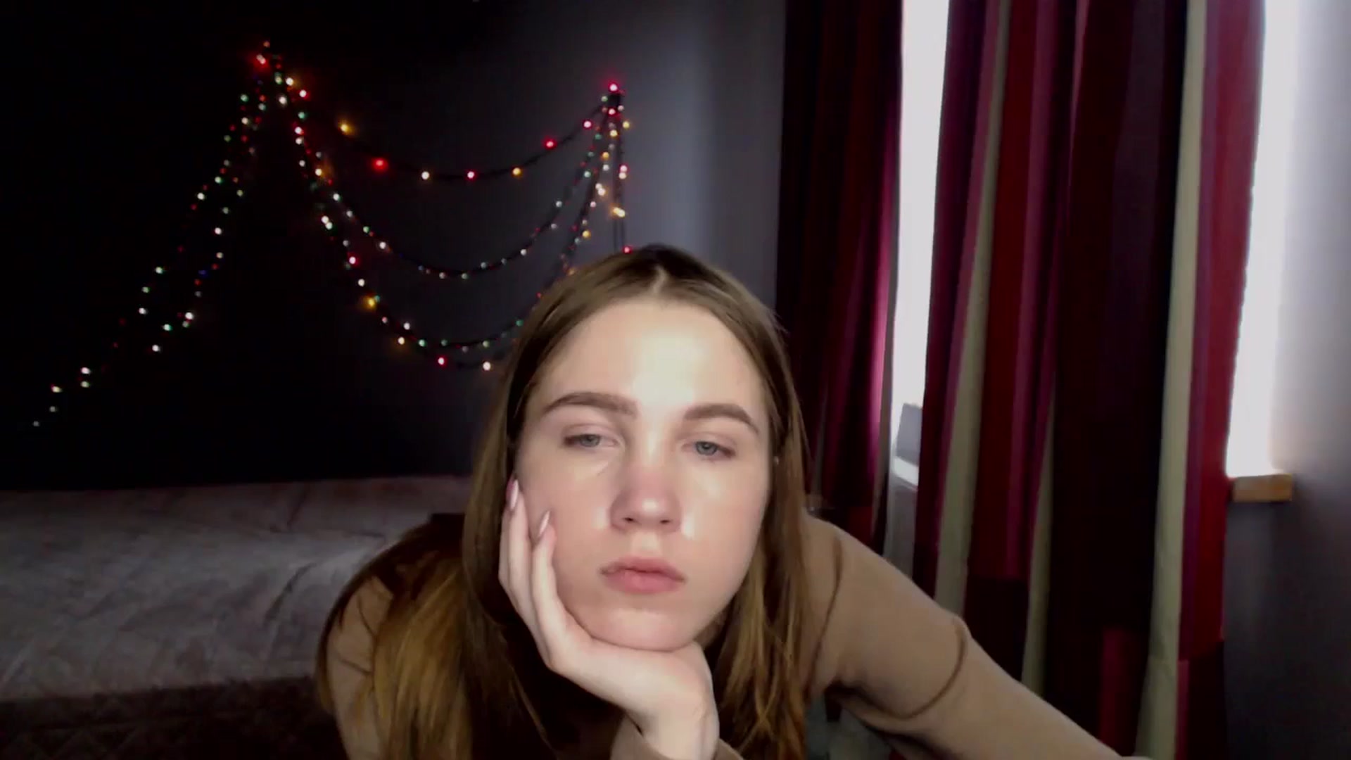 Gallery image thumbnail from Kate_Lewiss's myfreecams stream on, 12/24/2023, 11:49 image 17 of 20