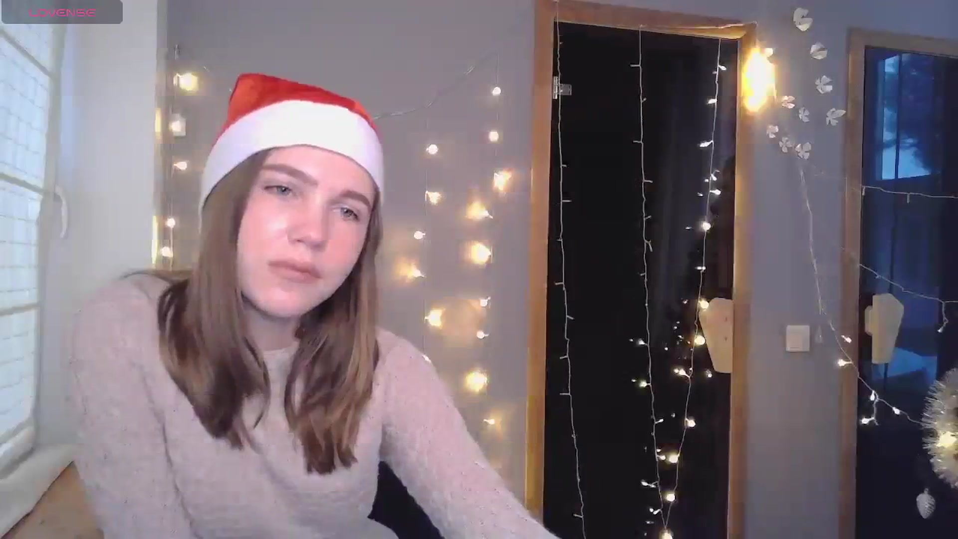 Gallery image thumbnail from Kate_Lewiss's myfreecams stream on, 12/25/2023, 08:19 image 12 of 20