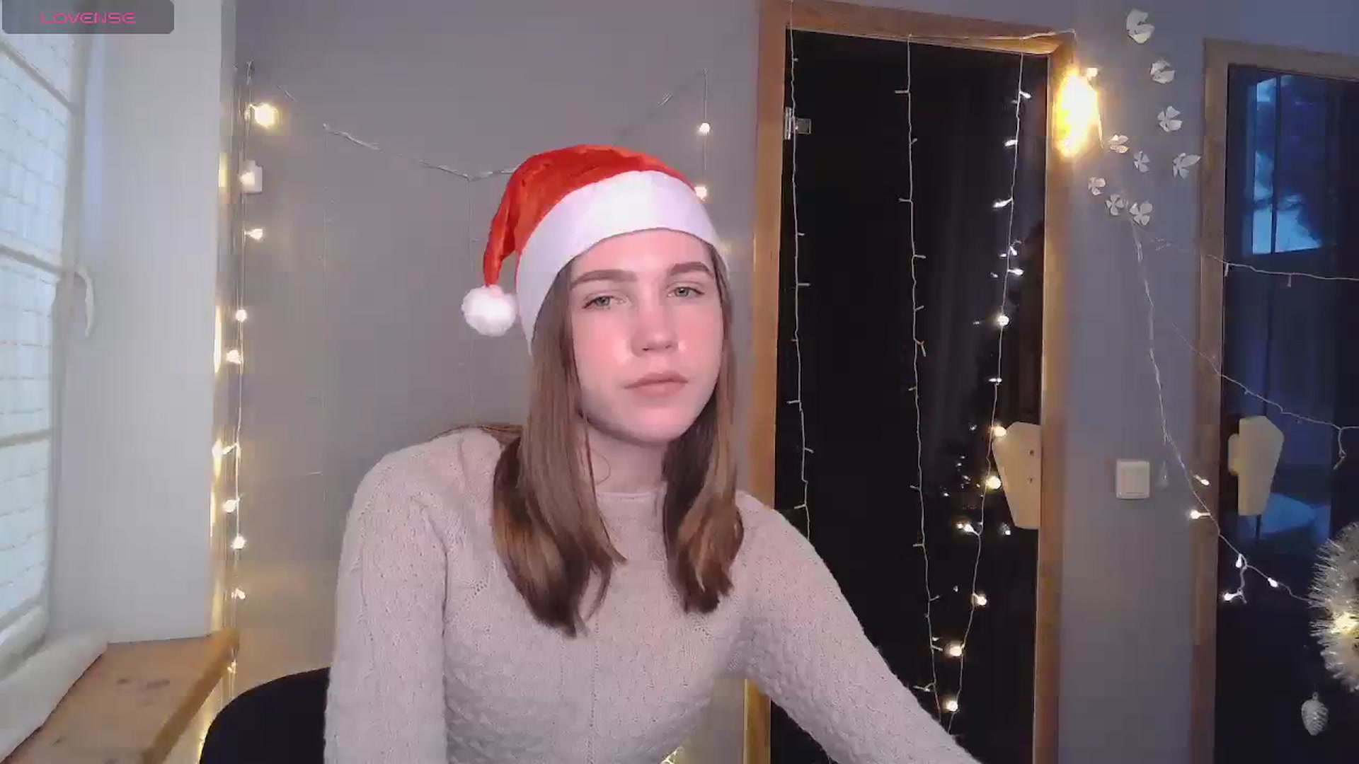 Gallery image thumbnail from Kate_Lewiss's myfreecams stream on, 12/25/2023, 08:19 image 18 of 20