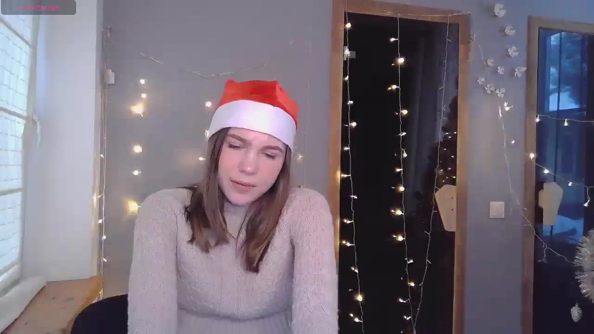 Gallery image thumbnail from Kate_Lewiss's myfreecams stream on, 12/25/2023, 09:08 image 16 of 20