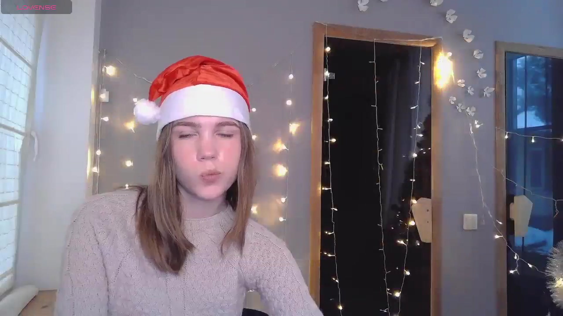 Gallery image thumbnail from Kate_Lewiss's myfreecams stream on, 12/25/2023, 09:44 image 4 of 20