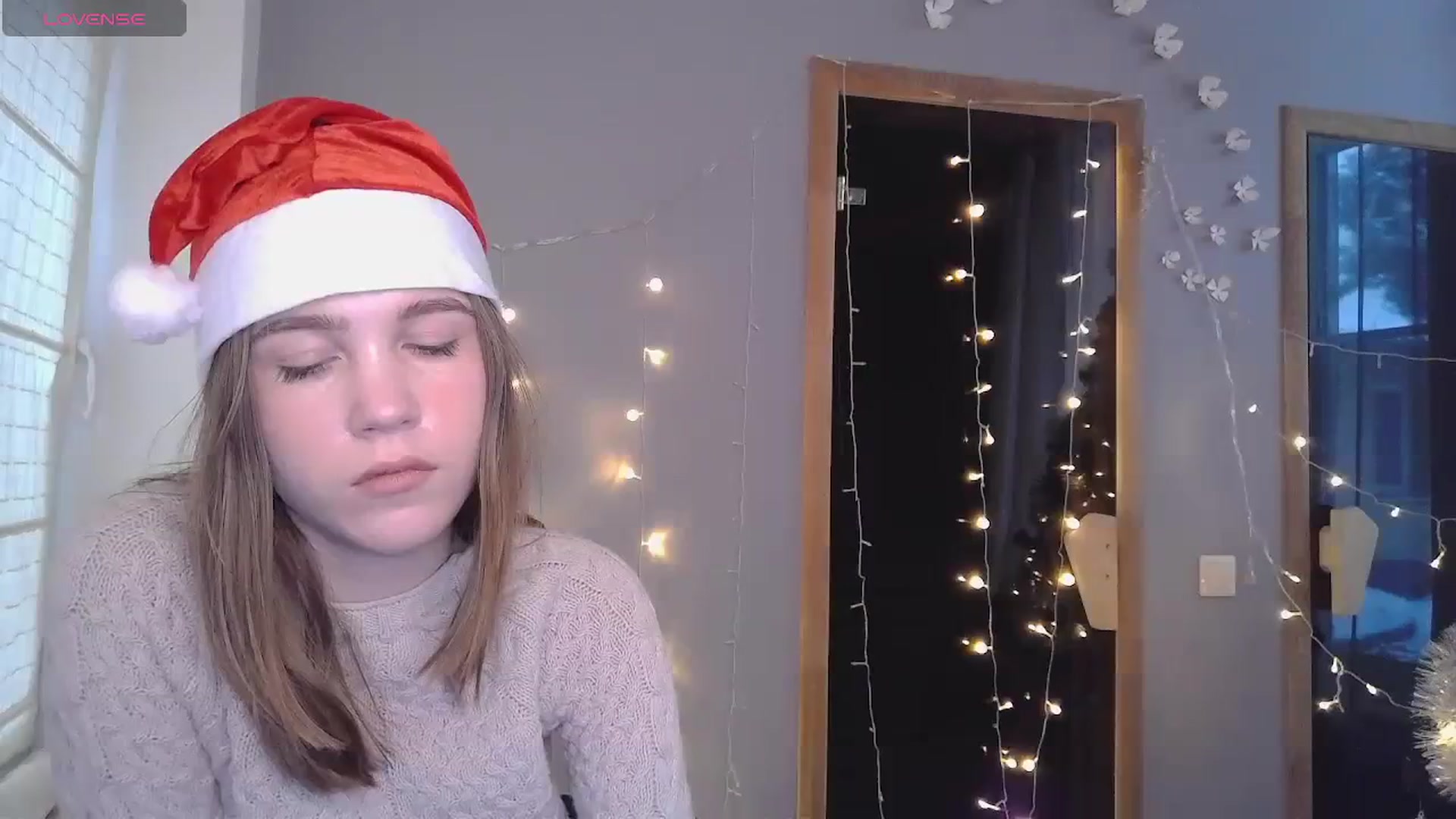 Gallery image thumbnail from Kate_Lewiss's myfreecams stream on, 12/25/2023, 09:44 image 1 of 20