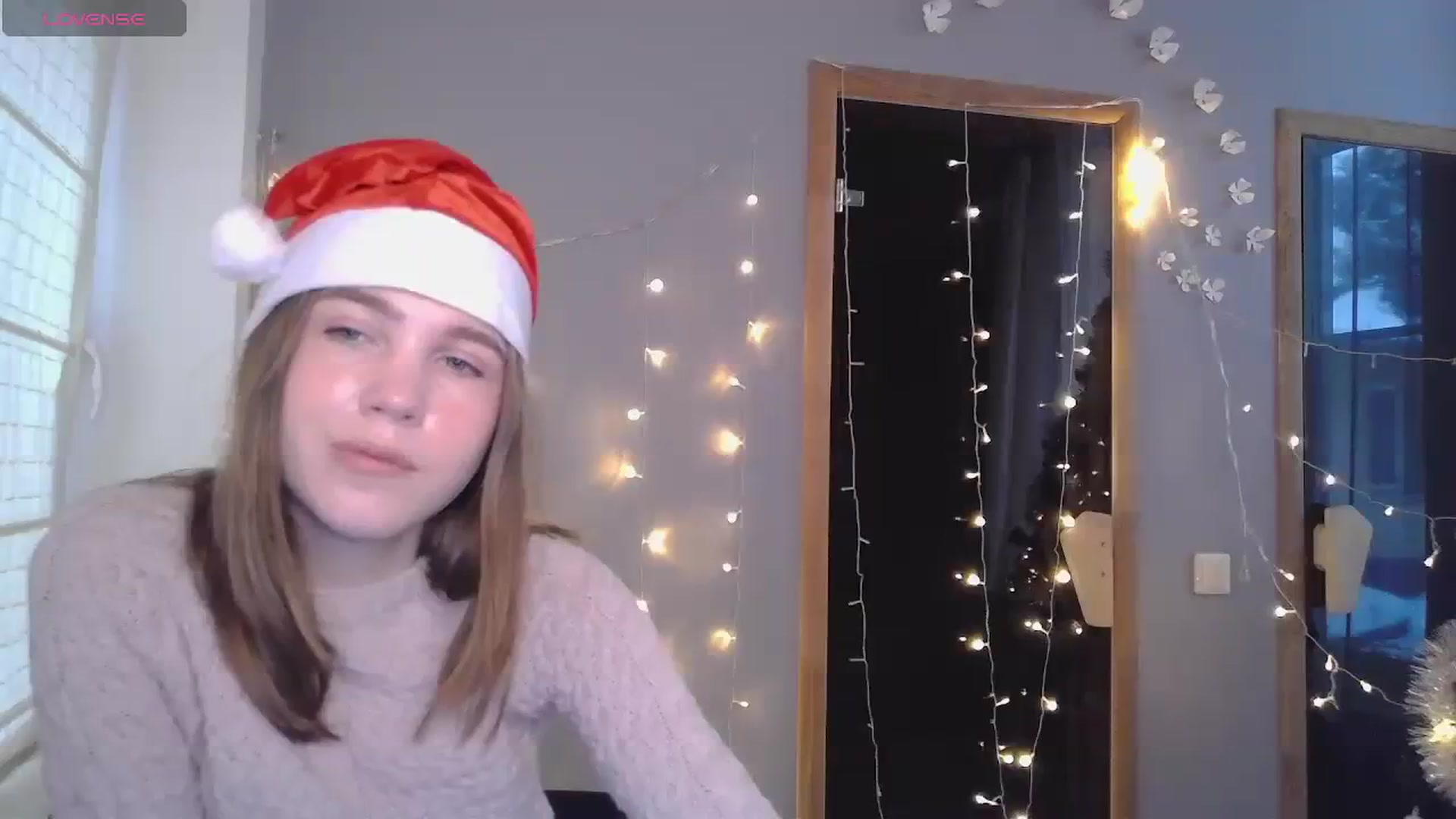 Gallery image thumbnail from Kate_Lewiss's myfreecams stream on, 12/25/2023, 09:44 image 14 of 20