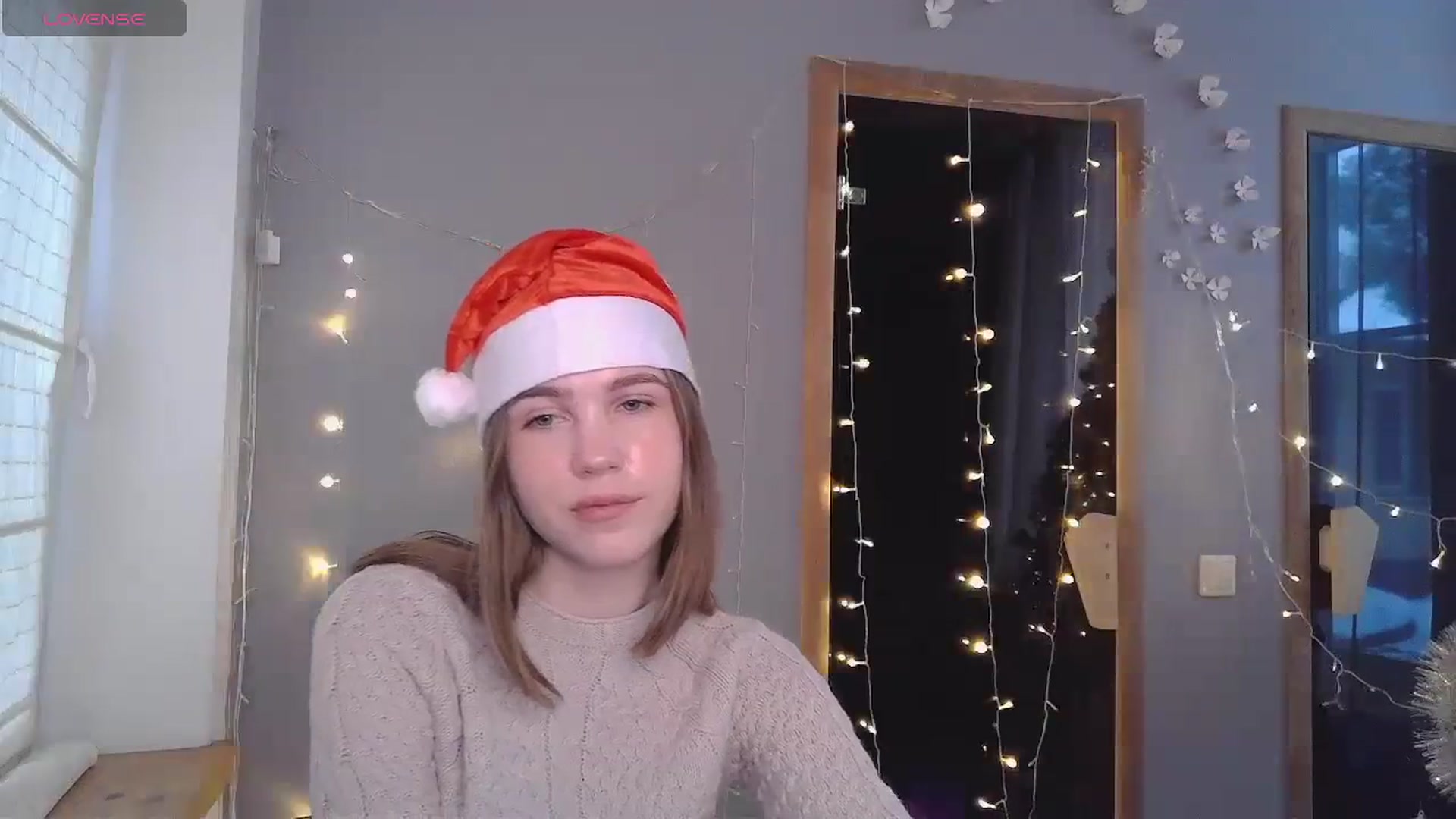 Gallery image thumbnail from Kate_Lewiss's myfreecams stream on, 12/25/2023, 10:33 image 19 of 20