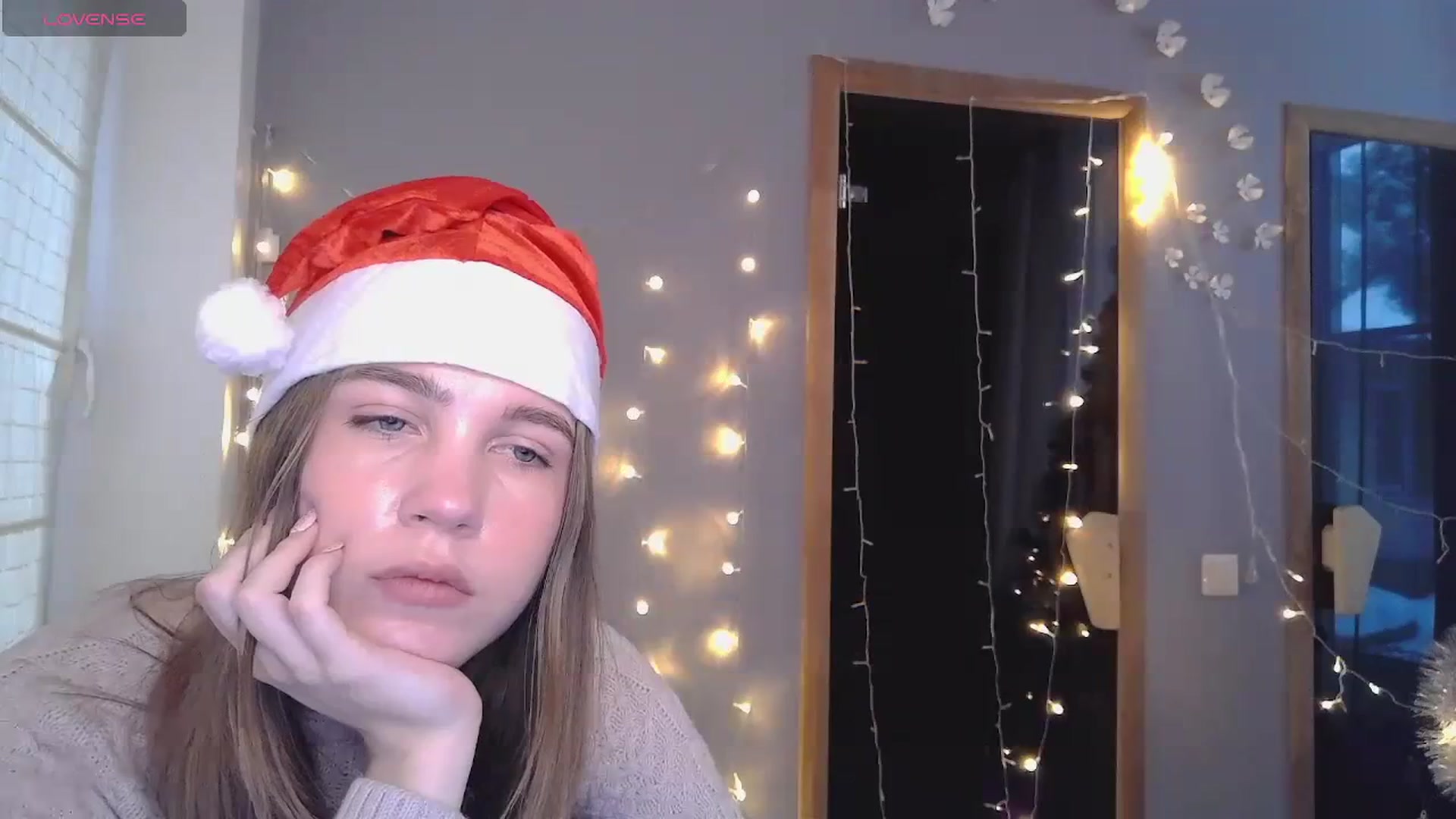 Gallery image thumbnail from Kate_Lewiss's myfreecams stream on, 12/25/2023, 10:33 image 6 of 20