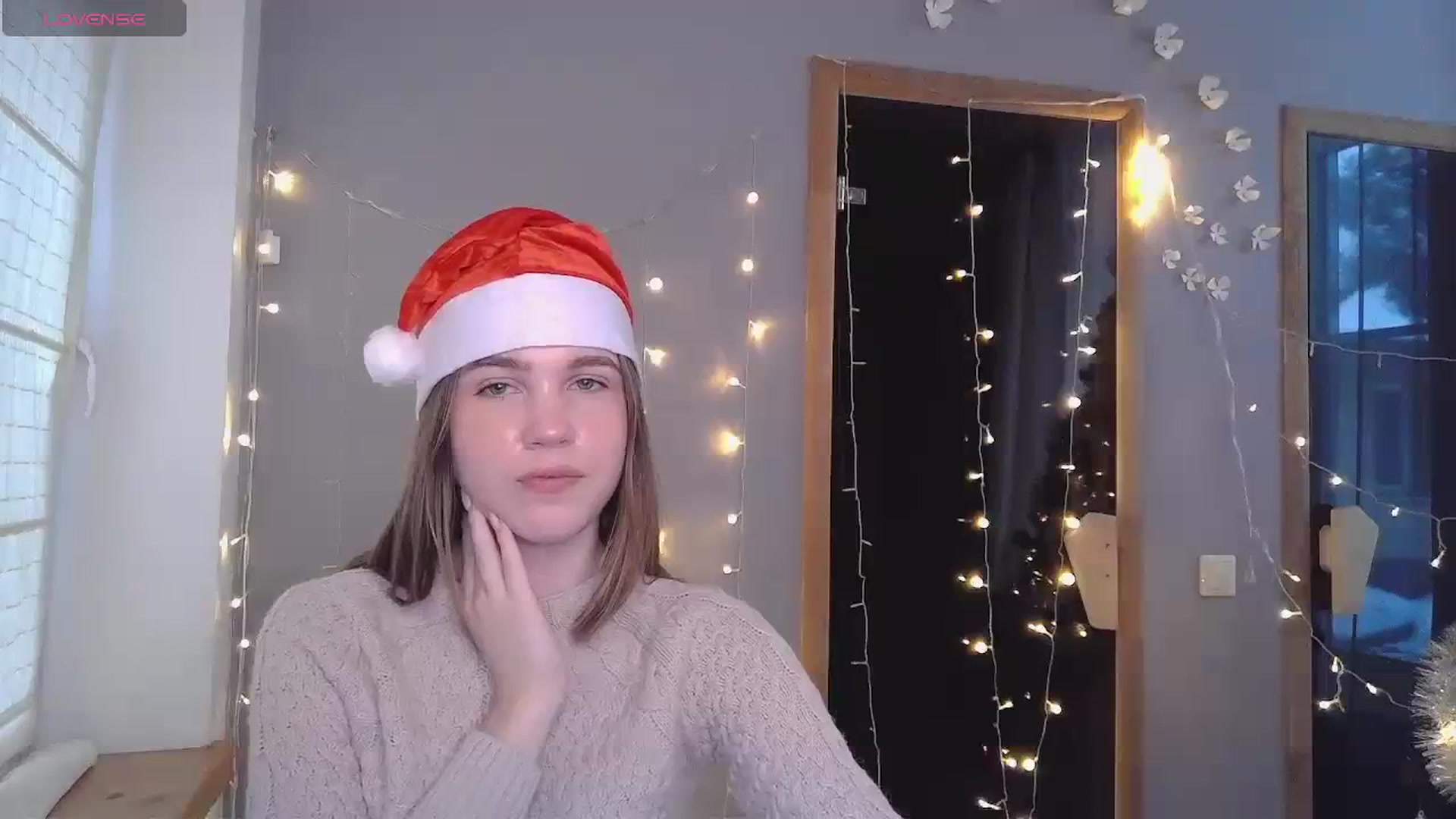 Gallery image thumbnail from Kate_Lewiss's myfreecams stream on, 12/25/2023, 10:33 image 18 of 20