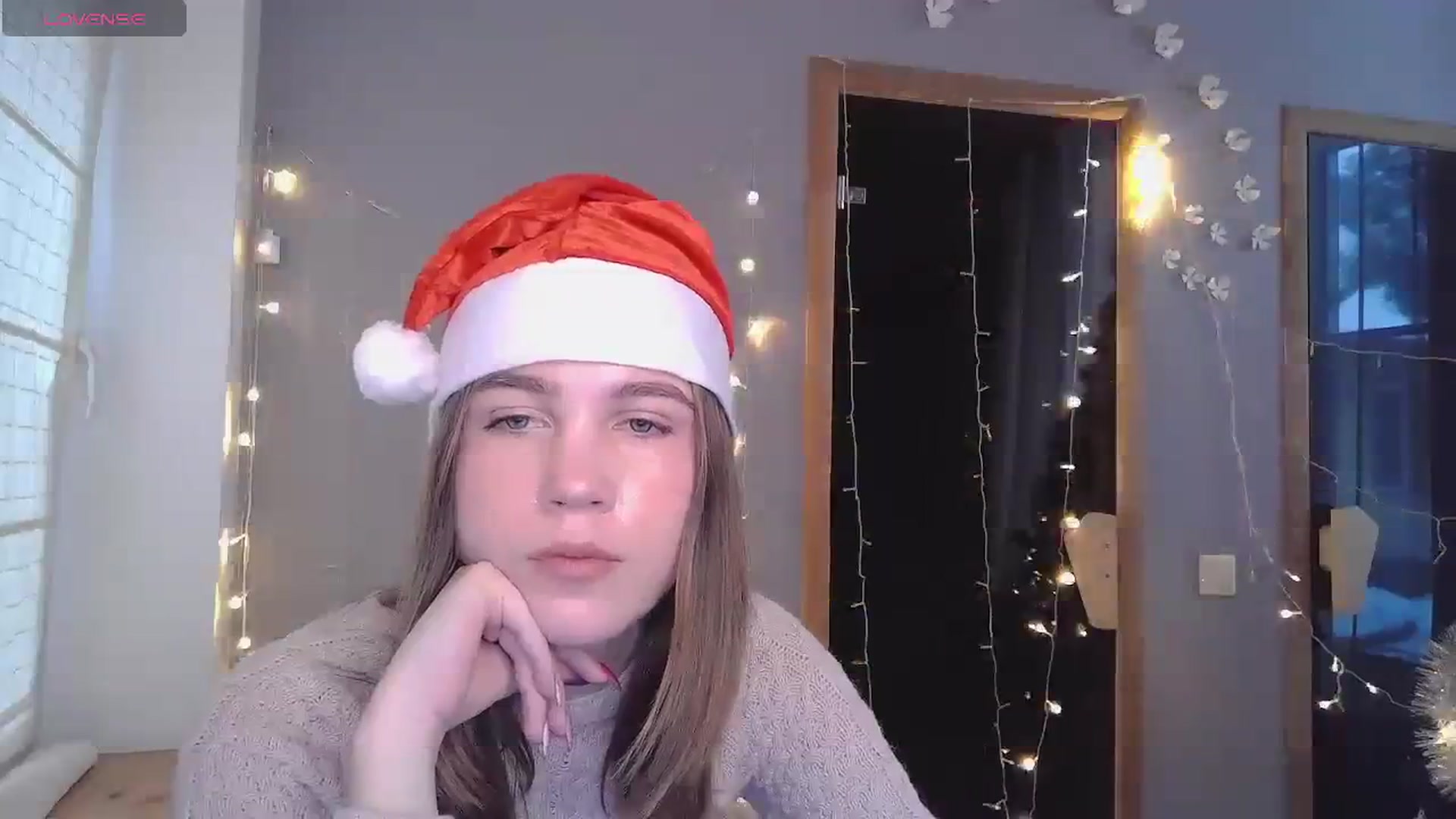 Gallery image thumbnail from Kate_Lewiss's myfreecams stream on, 12/25/2023, 10:33 image 15 of 20