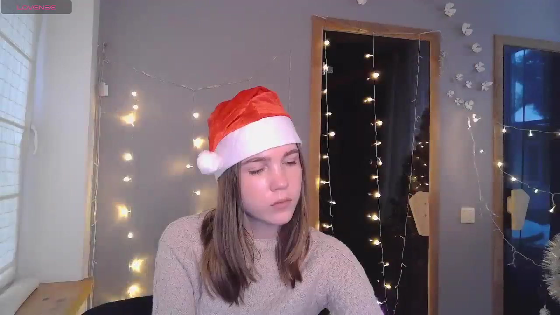 Gallery image thumbnail from Kate_Lewiss's myfreecams stream on, 12/25/2023, 12:11 image 14 of 20