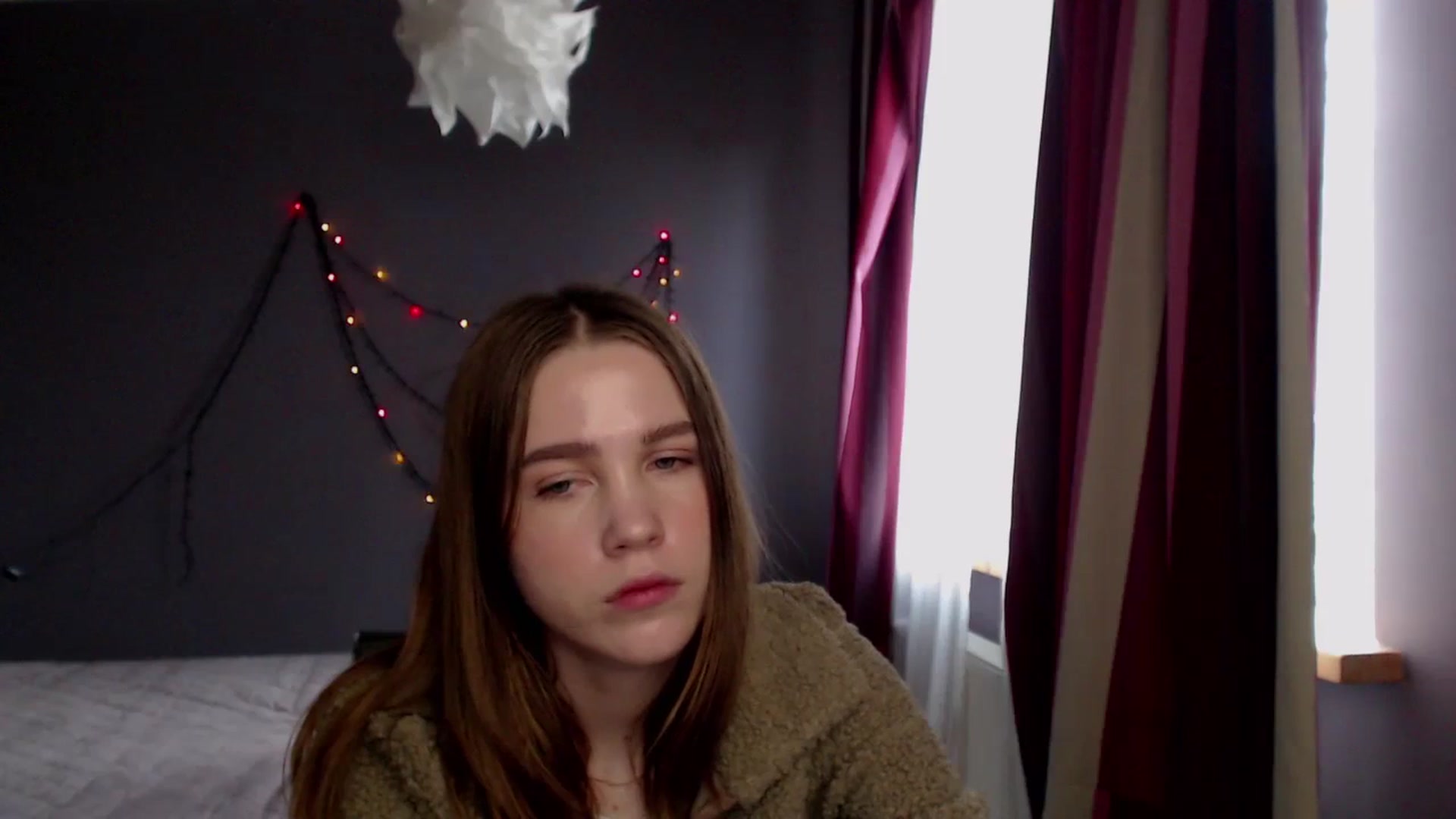 Gallery image thumbnail from Kate_Lewiss's myfreecams stream on, 12/26/2023, 09:35 image 17 of 20