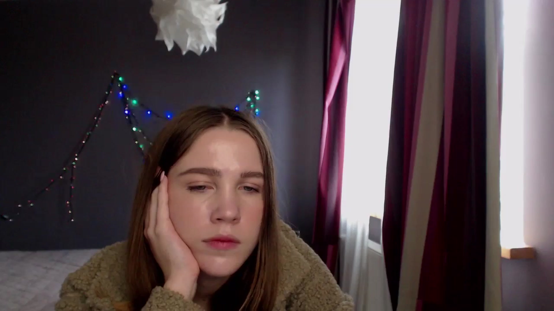 Gallery image thumbnail from Kate_Lewiss's myfreecams stream on, 12/26/2023, 09:35 image 14 of 20