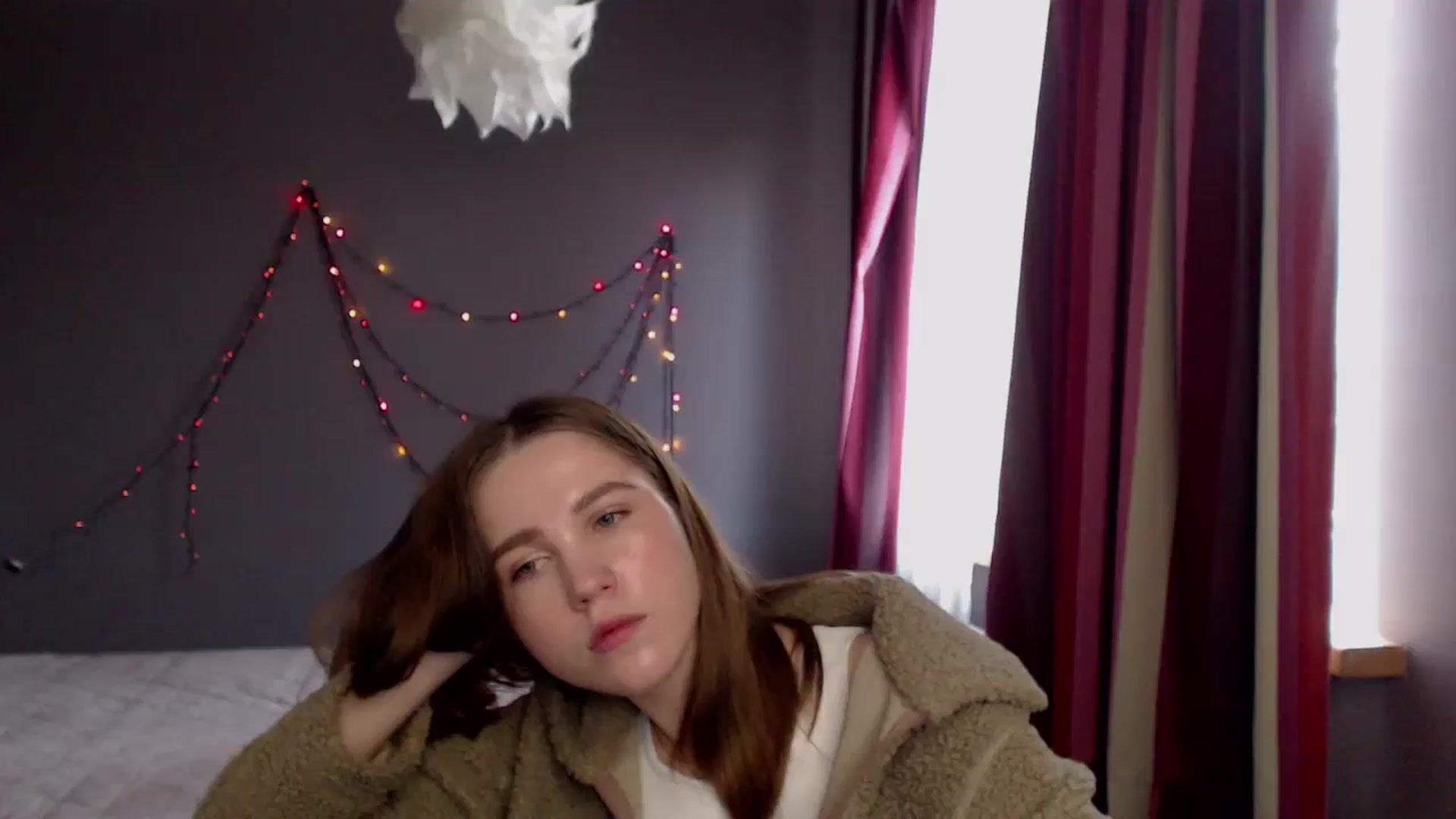 Gallery image thumbnail from Kate_Lewiss's myfreecams stream on, 12/26/2023, 10:25 image 6 of 20