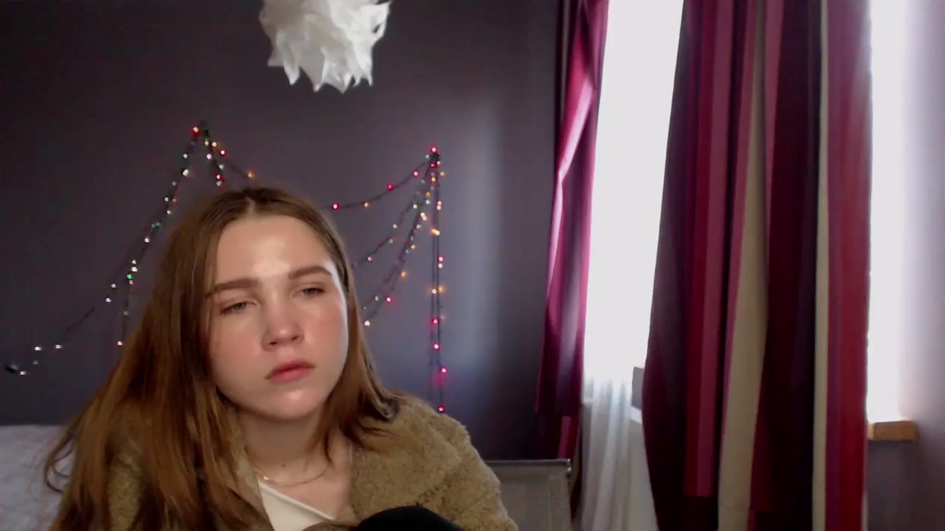 Gallery image thumbnail from Kate_Lewiss's myfreecams stream on, 12/26/2023, 10:25 image 14 of 20